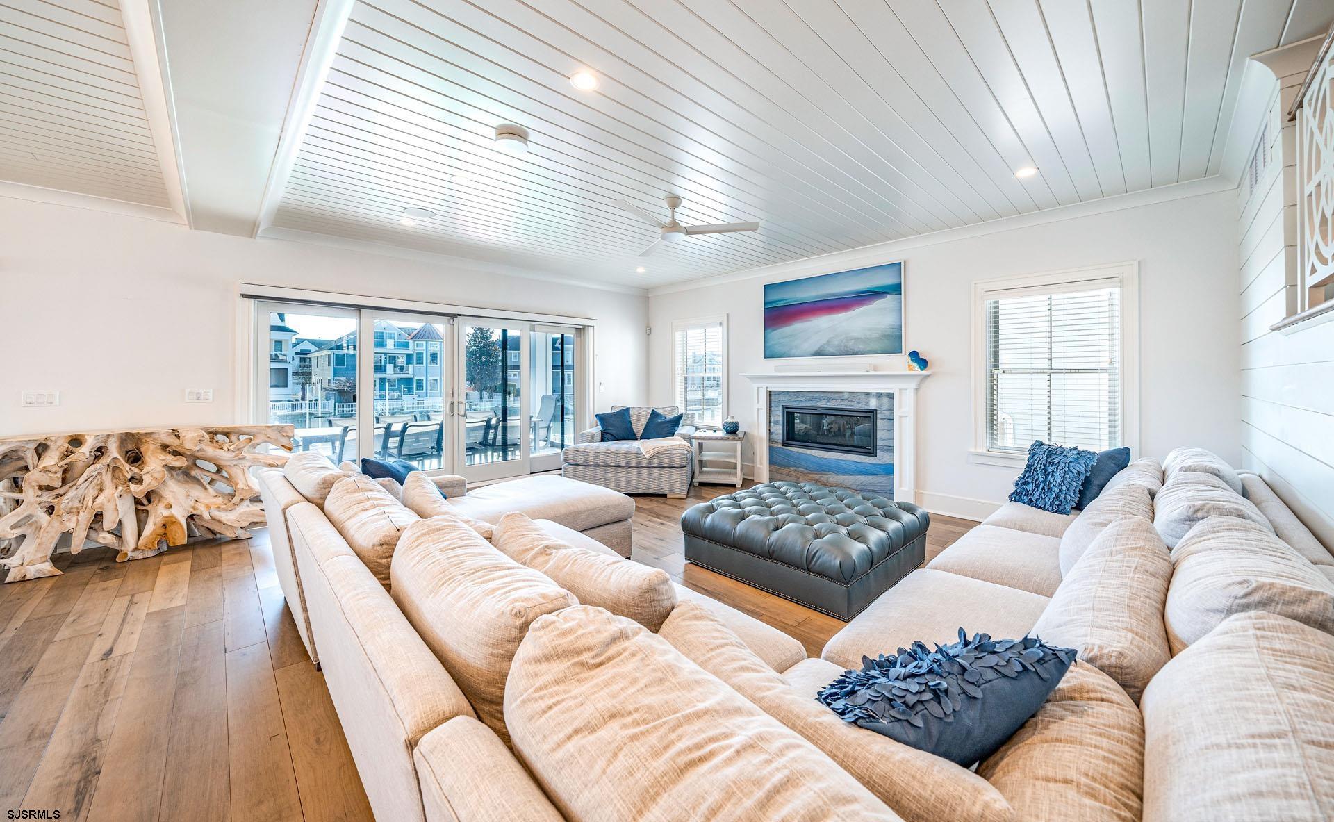 Ocean City, New Jersey 08226, United States, 6 Bedrooms Bedrooms, ,7 BathroomsBathrooms,Residential,Active,10305