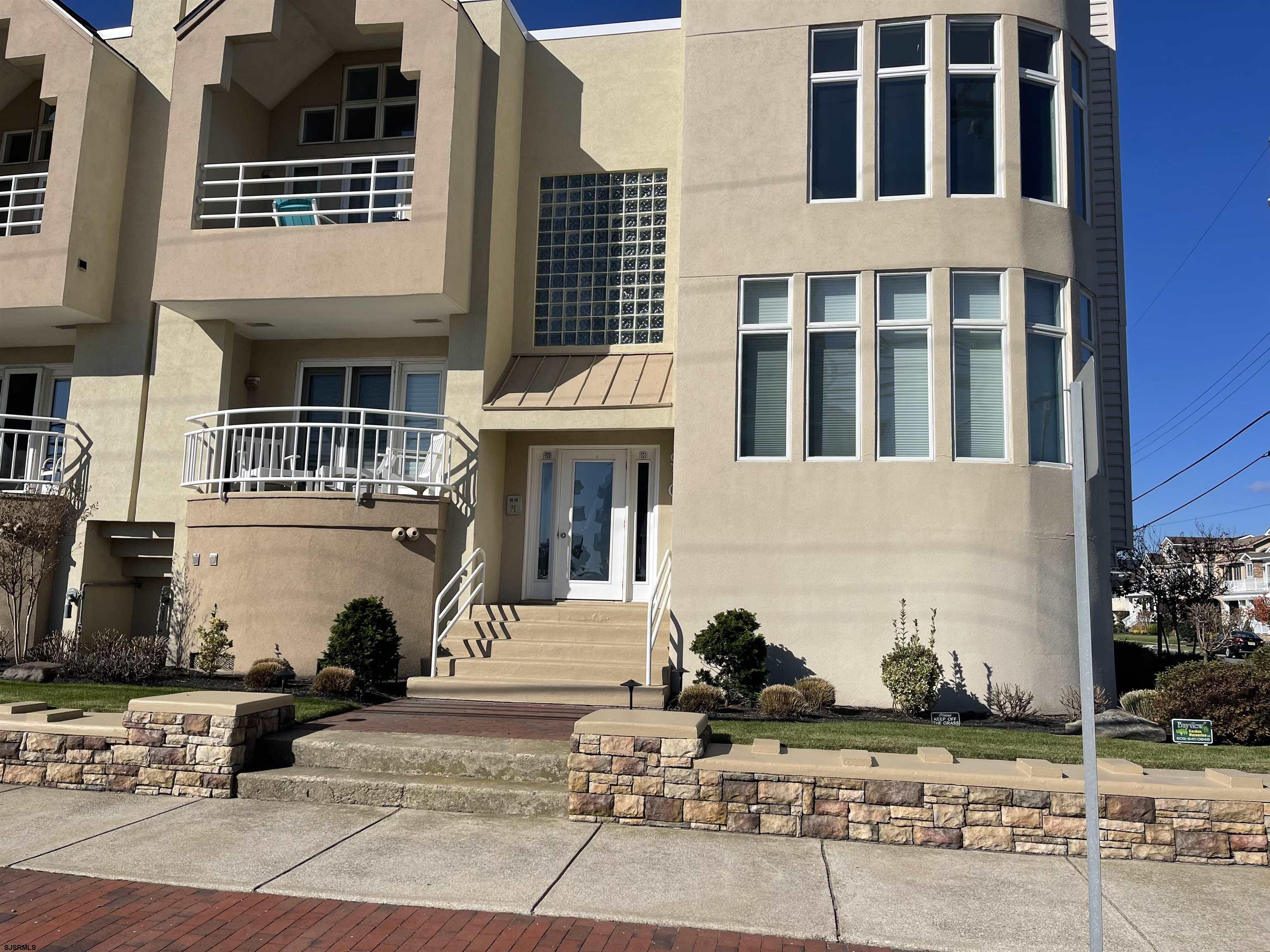 Margate, New Jersey 08402, United States, 2 Bedrooms Bedrooms, ,2 BathroomsBathrooms,Residential,Active,142120