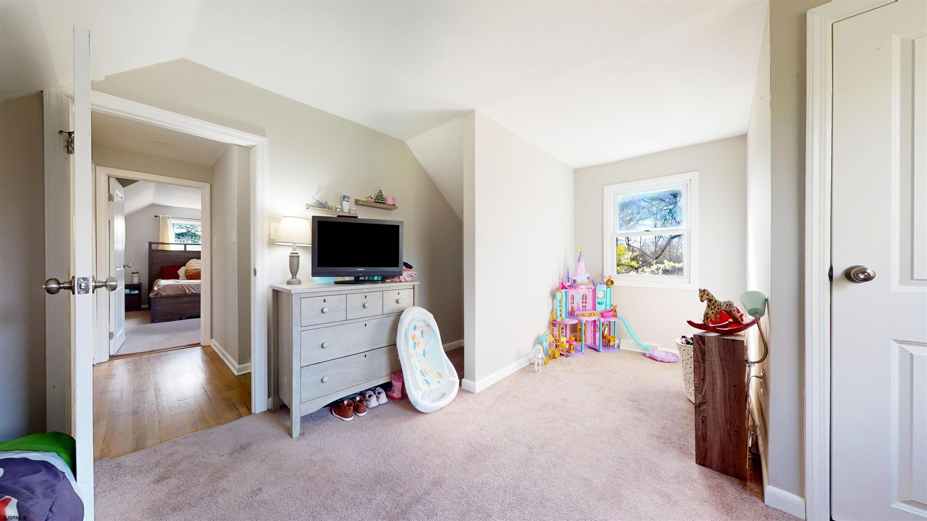 Mays Landing, New Jersey 08330, United States, 3 Bedrooms Bedrooms, ,2 BathroomsBathrooms,Residential,Active,158212