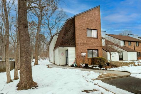 Photo of 17 Country Birch Ln #17, Egg Harbor Township, NJ 08234 (MLS # 604636)