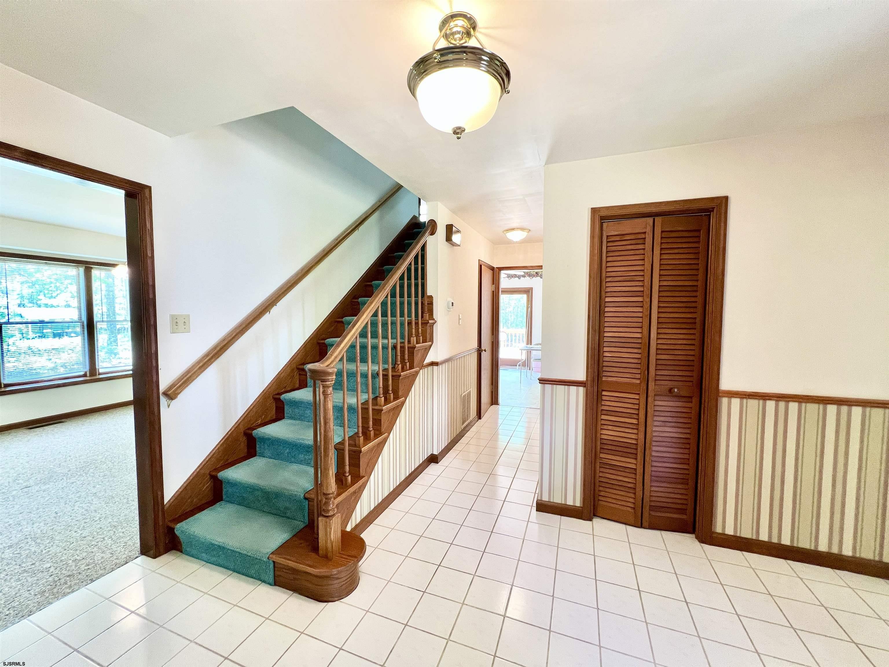 Petersburg, New Jersey 08270, United States, 4 Bedrooms Bedrooms, ,3 BathroomsBathrooms,Residential,Active,126804