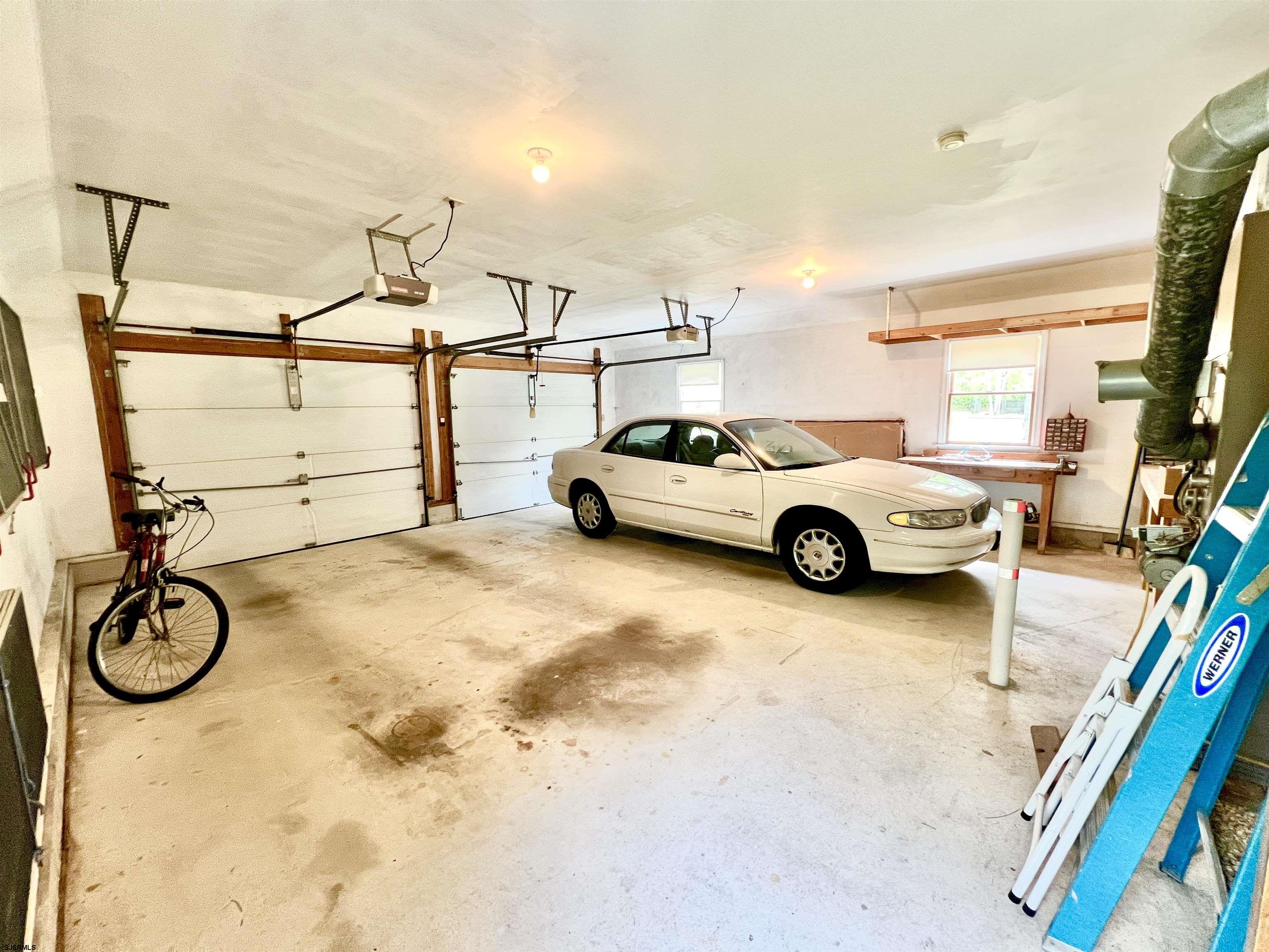 Petersburg, New Jersey 08270, United States, 4 Bedrooms Bedrooms, ,3 BathroomsBathrooms,Residential,Active,126804