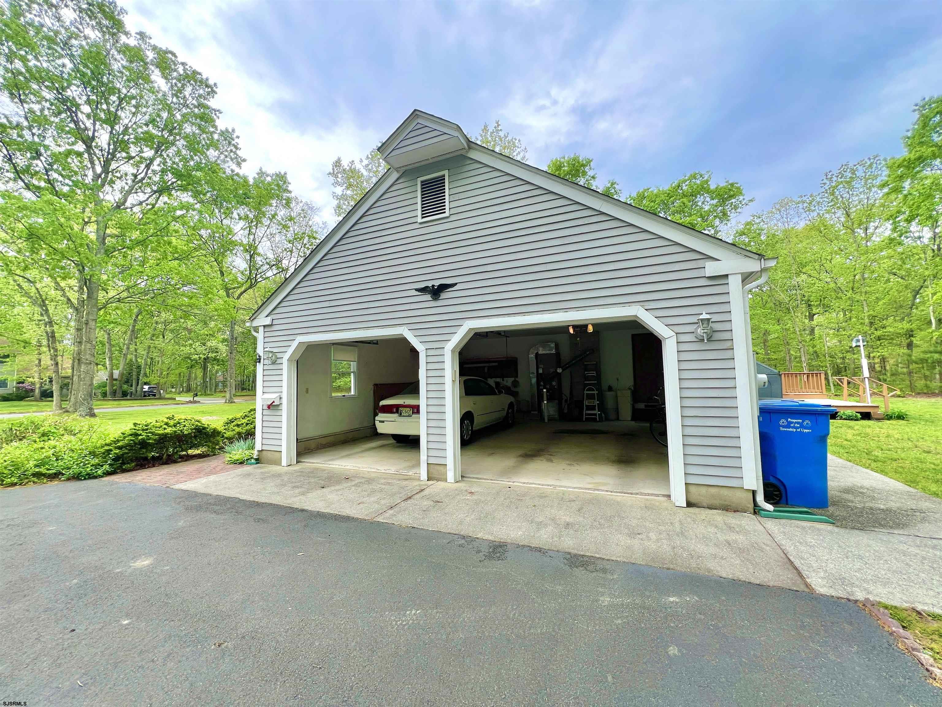 Petersburg, New Jersey 08270, United States, 4 Bedrooms Bedrooms, ,3 BathroomsBathrooms,Residential,Active,126804