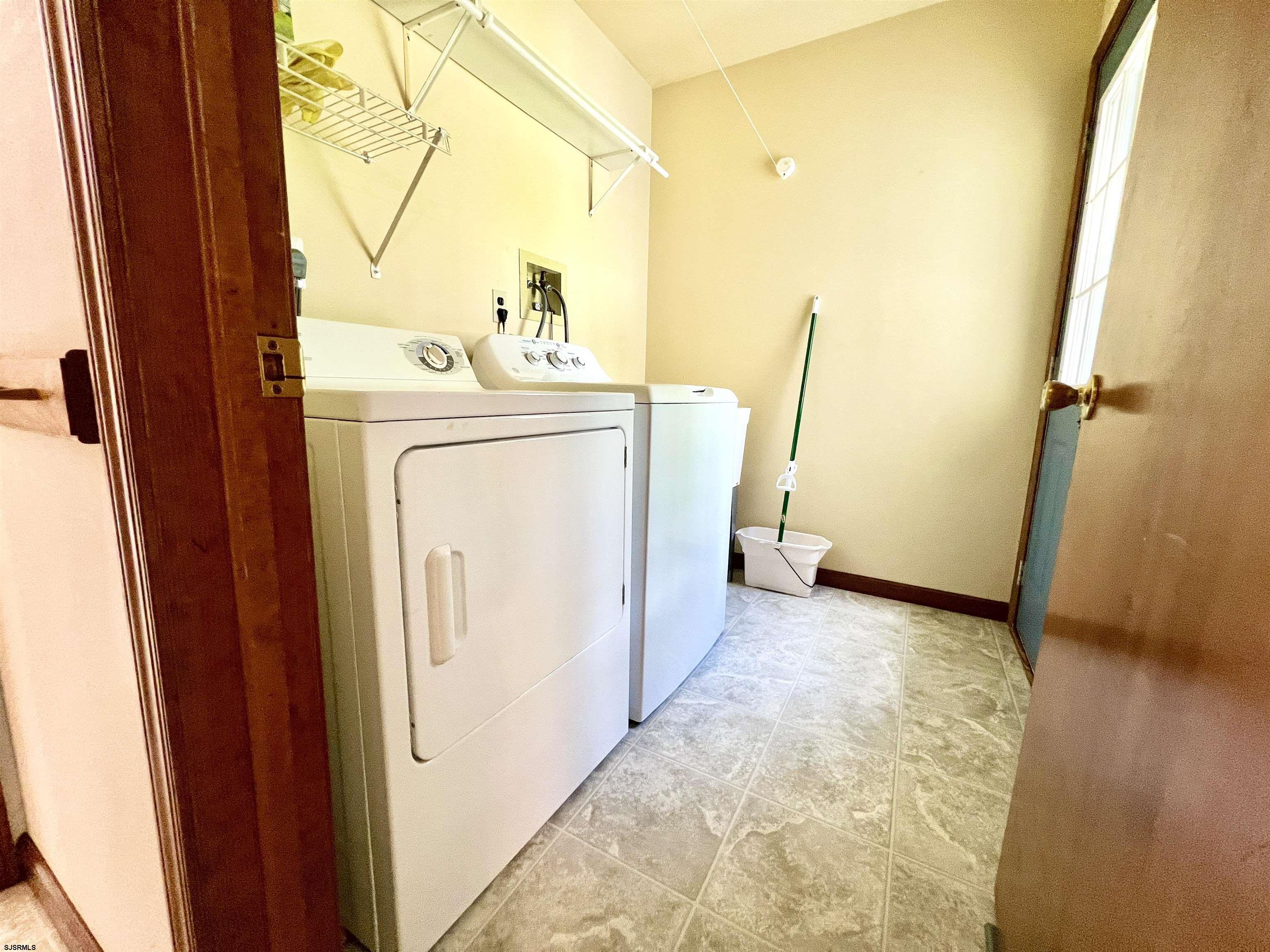 Petersburg, New Jersey 08270, United States, 4 Bedrooms Bedrooms, ,3 BathroomsBathrooms,Residential,Active,126804