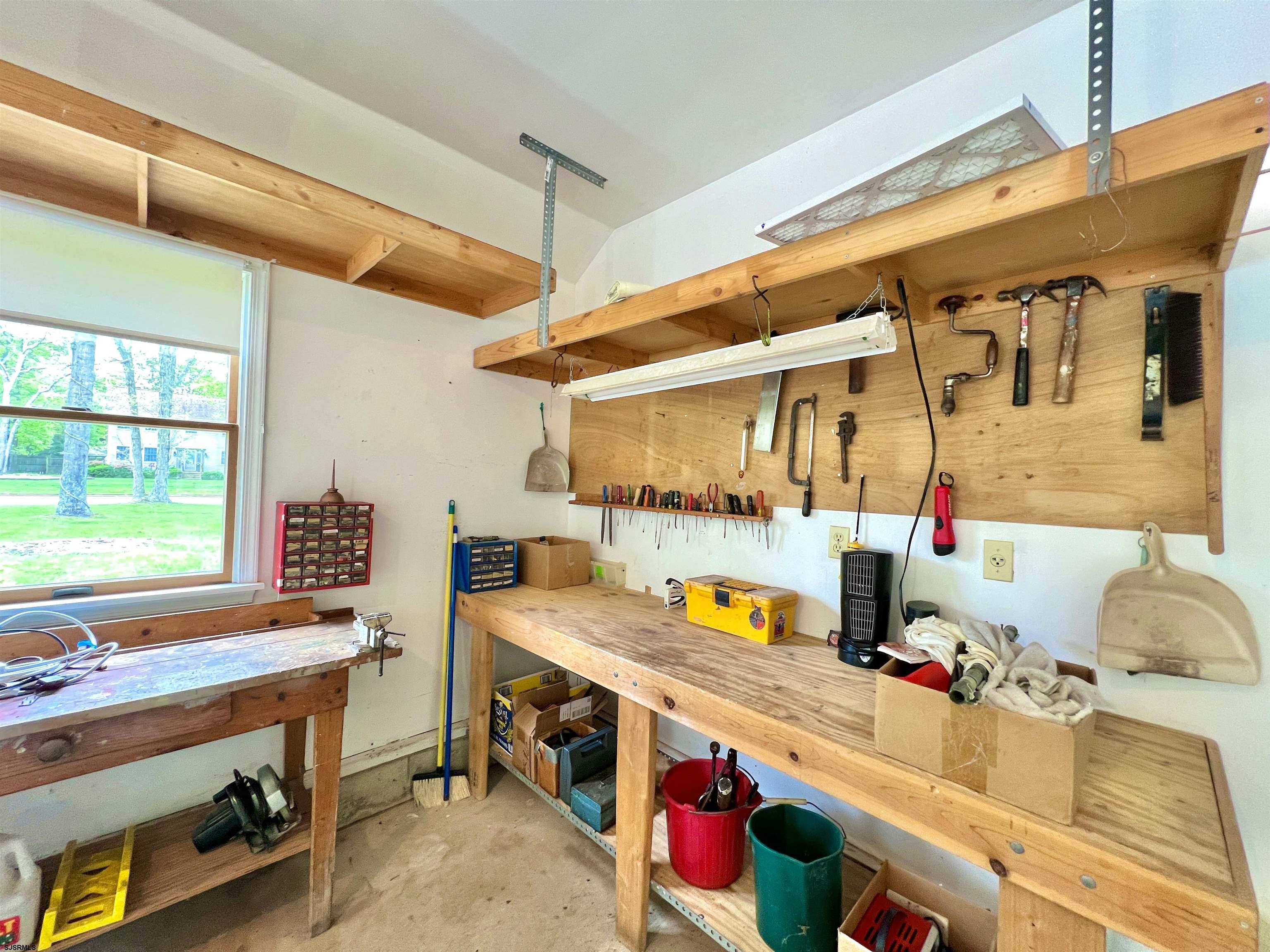 Petersburg, New Jersey 08270, United States, 4 Bedrooms Bedrooms, ,3 BathroomsBathrooms,Residential,Active,126804