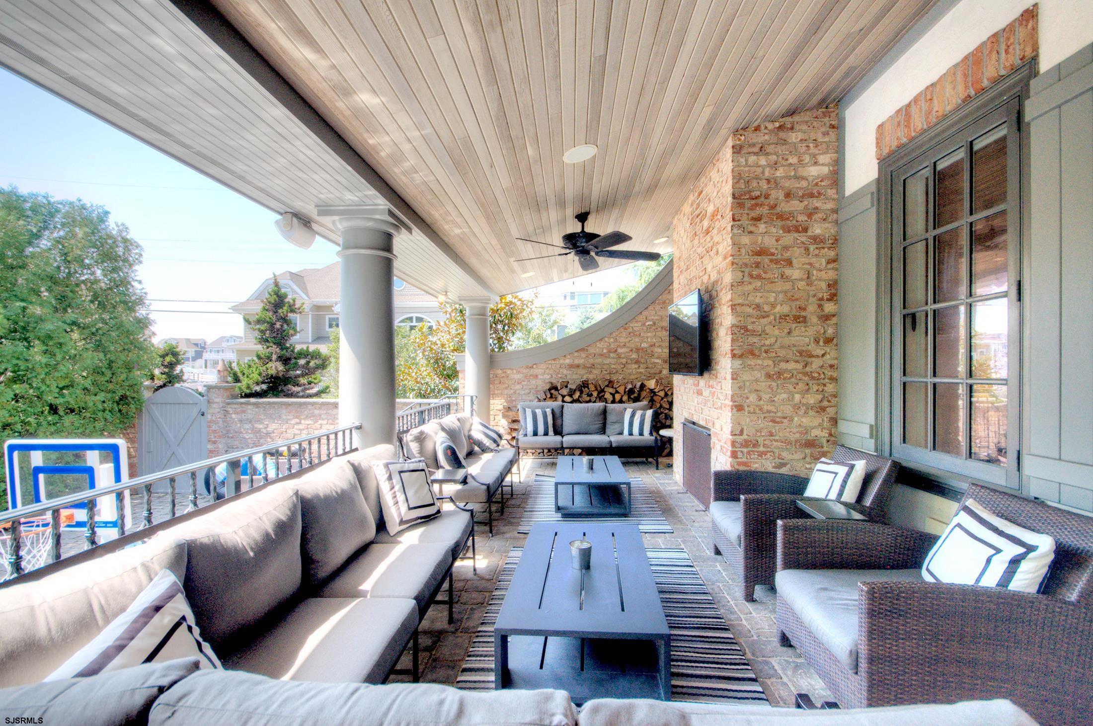 Margate, New Jersey 08402, United States, 6 Bedrooms Bedrooms, ,5 BathroomsBathrooms,Residential,Active,193555