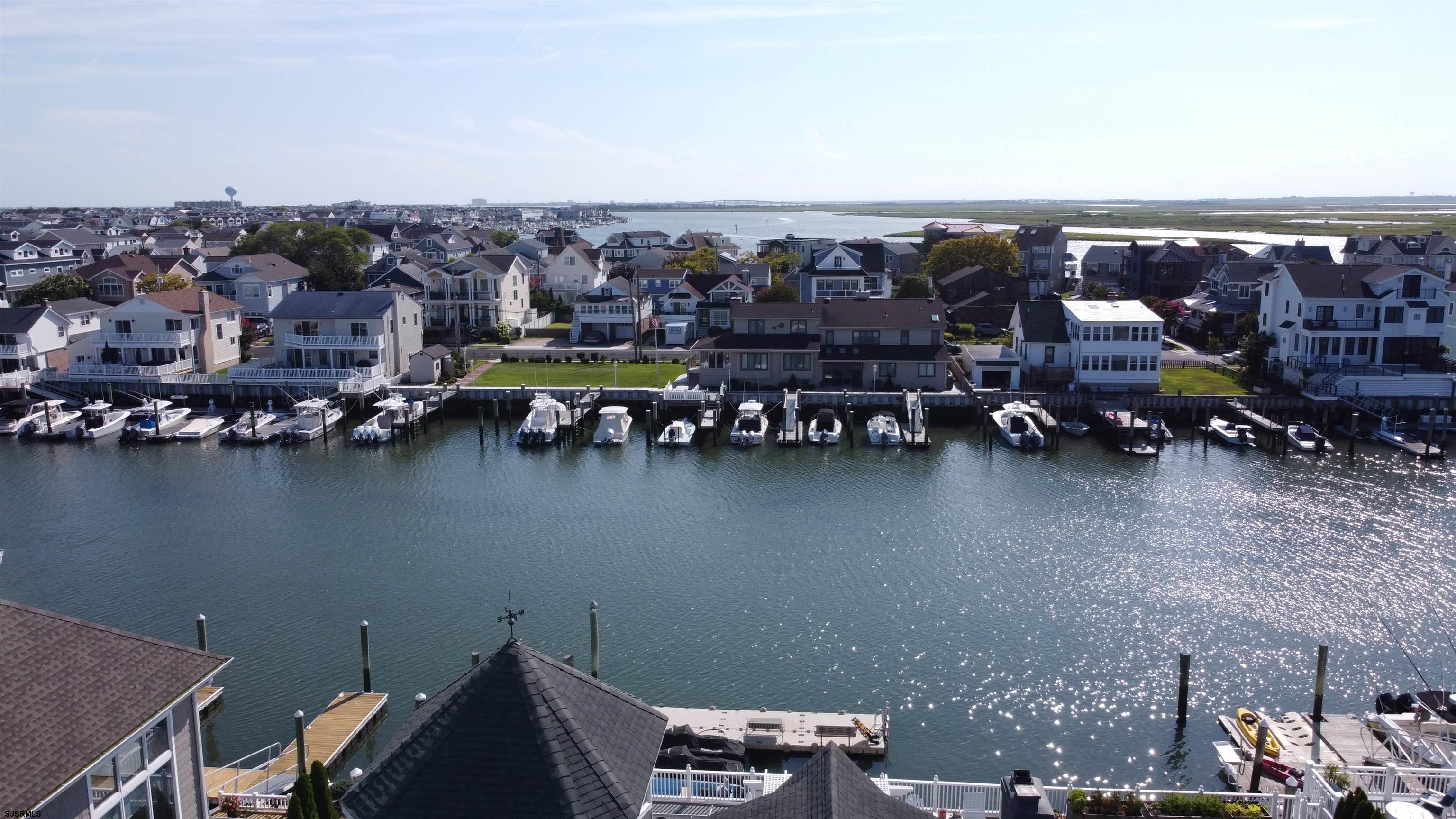 Margate, New Jersey 08402, United States, 6 Bedrooms Bedrooms, ,5 BathroomsBathrooms,Residential,Active,193555