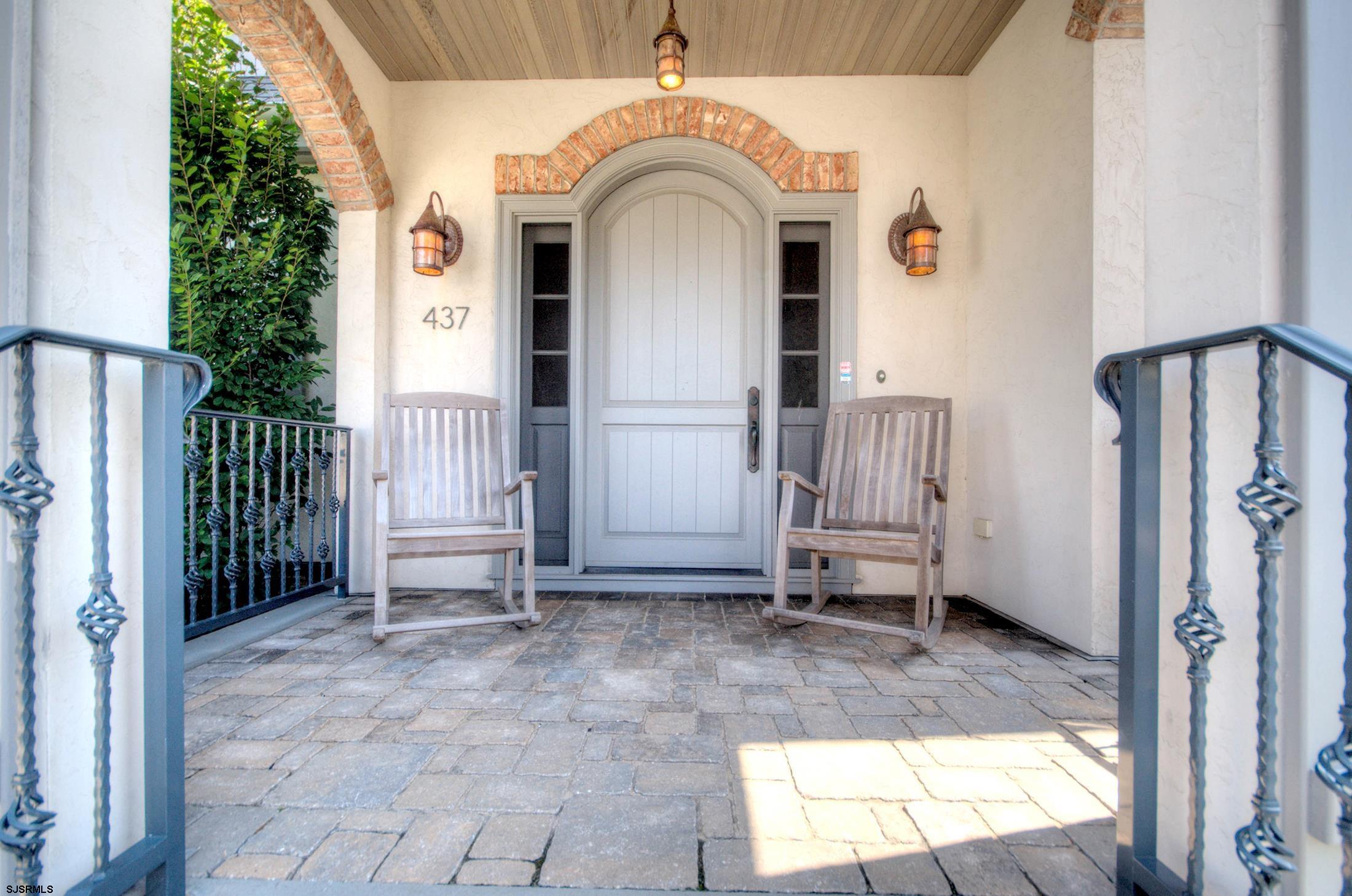 437 N Rumson Ave
