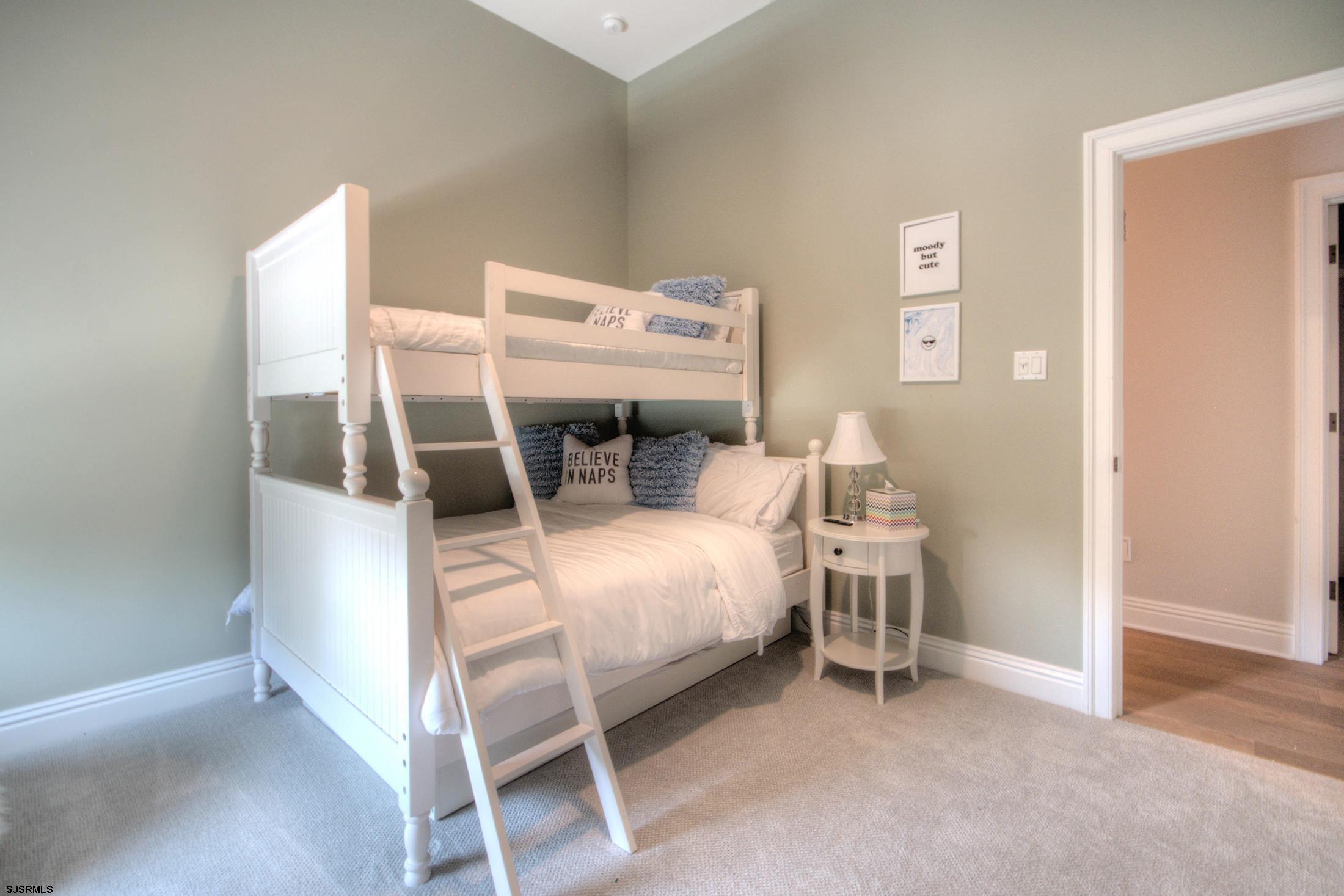 Margate, New Jersey 08402, United States, 6 Bedrooms Bedrooms, ,5 BathroomsBathrooms,Residential,Active,193555