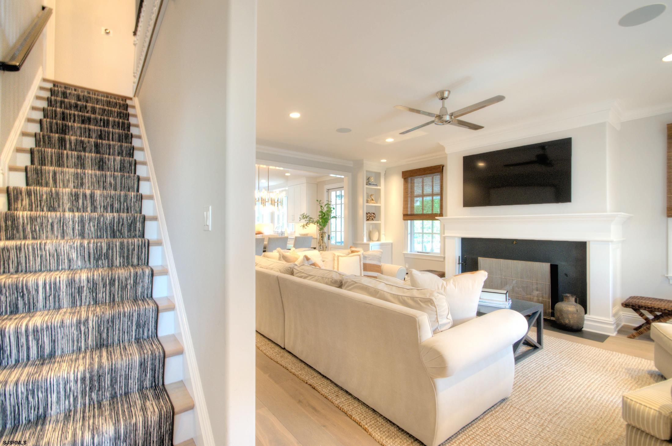 Margate, New Jersey 08402, United States, 6 Bedrooms Bedrooms, ,5 BathroomsBathrooms,Residential,Active,193555