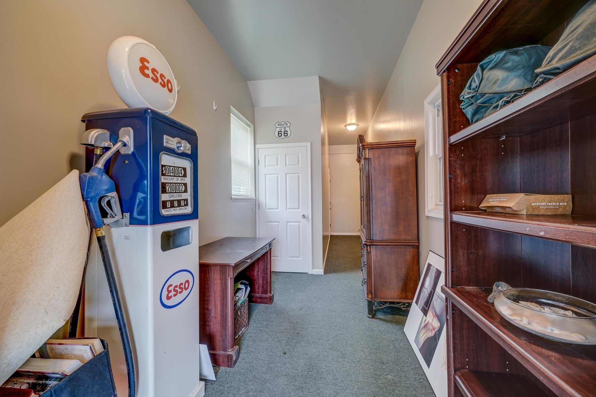 Petersburg, New Jersey 08270, United States, 4 Bedrooms Bedrooms, ,3 BathroomsBathrooms,Residential,Active,154027