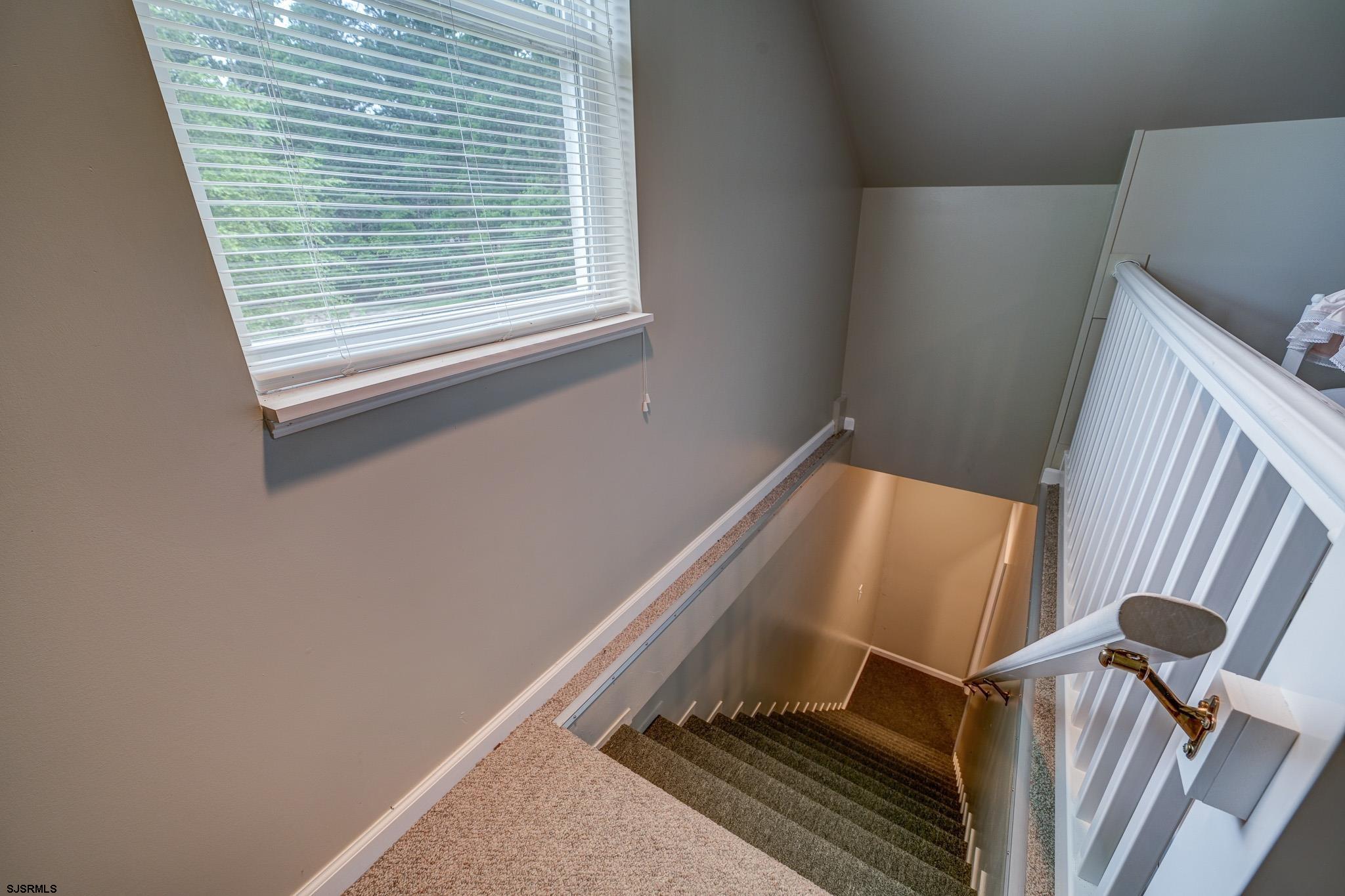 Petersburg, New Jersey 08270, United States, 4 Bedrooms Bedrooms, ,3 BathroomsBathrooms,Residential,Active,154027