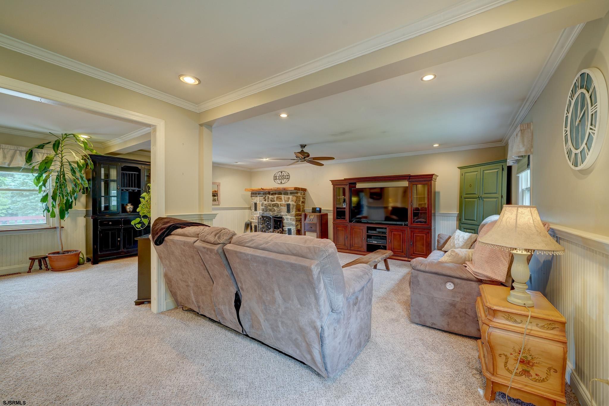 Petersburg, New Jersey 08270, United States, 4 Bedrooms Bedrooms, ,3 BathroomsBathrooms,Residential,Active,154027