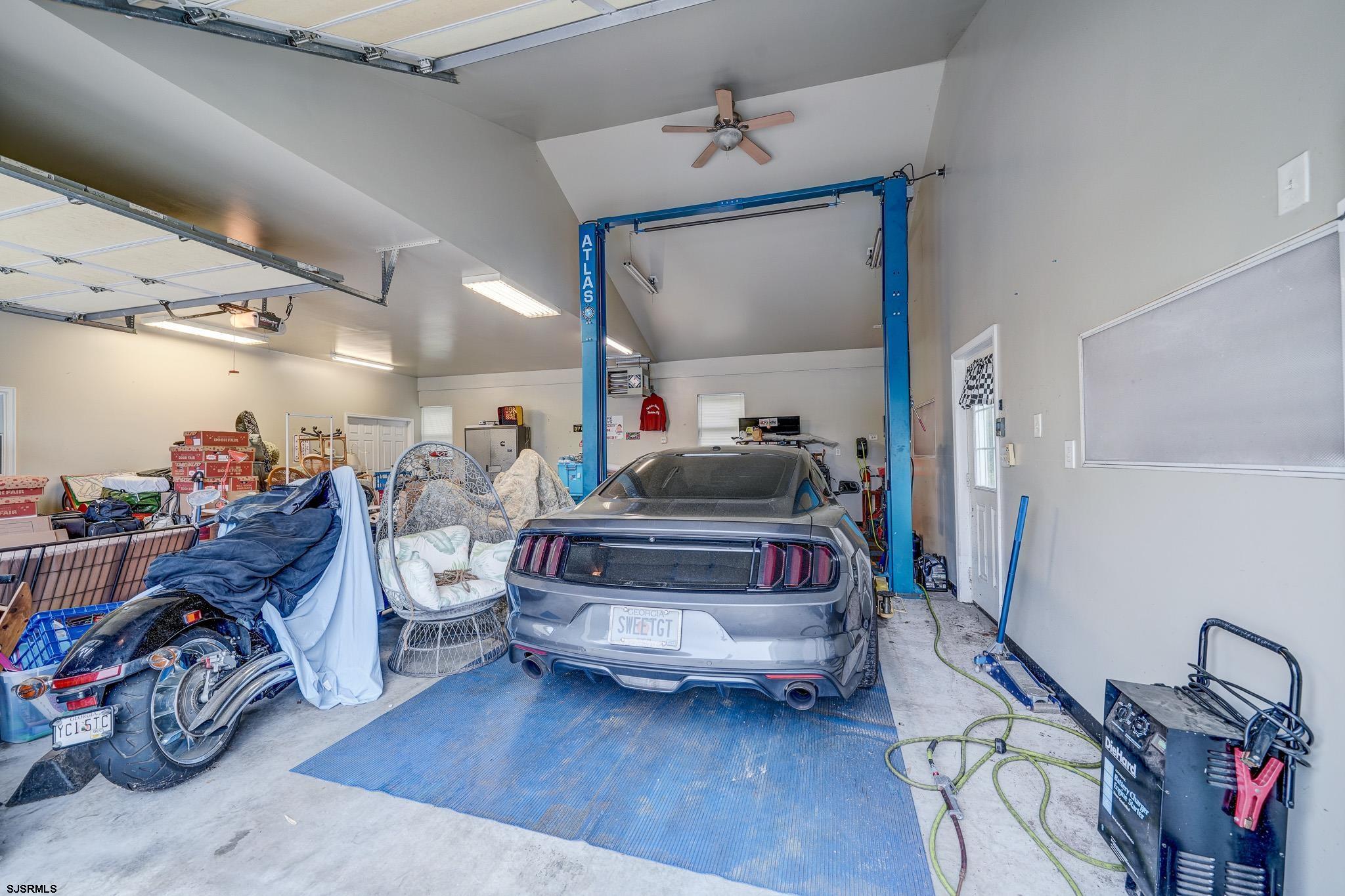 Petersburg, New Jersey 08270, United States, 4 Bedrooms Bedrooms, ,3 BathroomsBathrooms,Residential,Active,154027