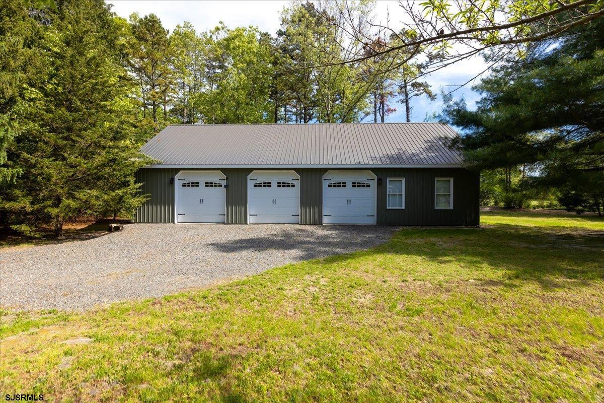 New Gretna, New Jersey 08087, United States, 4 Bedrooms Bedrooms, ,3 BathroomsBathrooms,Residential,Active,130706