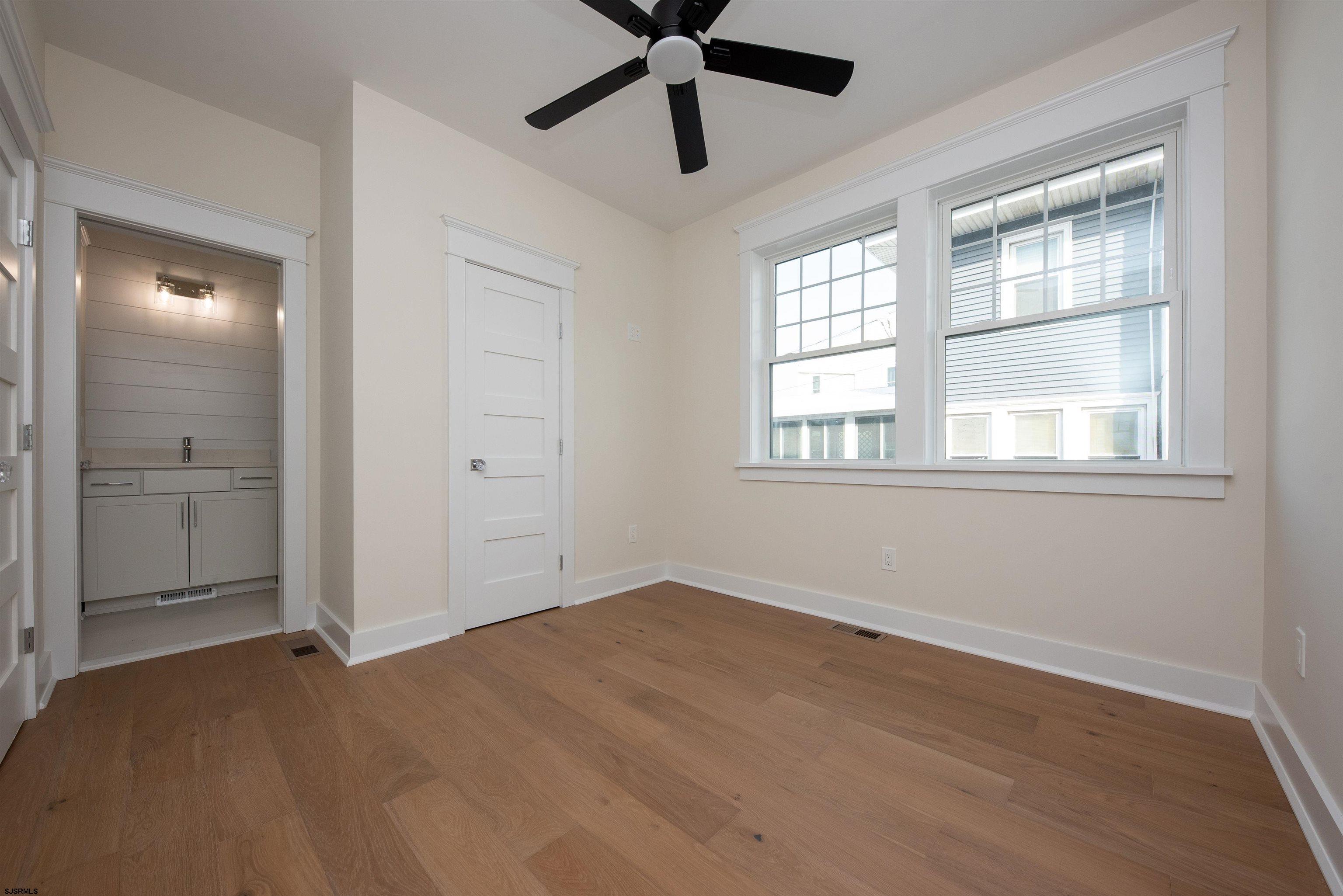 Ocean City, New Jersey 08226, United States, 5 Bedrooms Bedrooms, ,6 BathroomsBathrooms,Residential,Active,84577