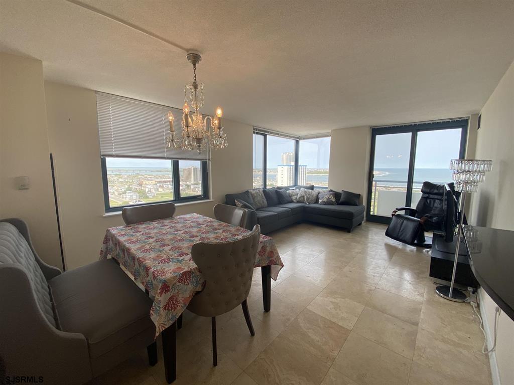 Atlantic City, New Jersey 08401, United States, 2 Bedrooms Bedrooms, ,2 BathroomsBathrooms,Residential,Active,19033