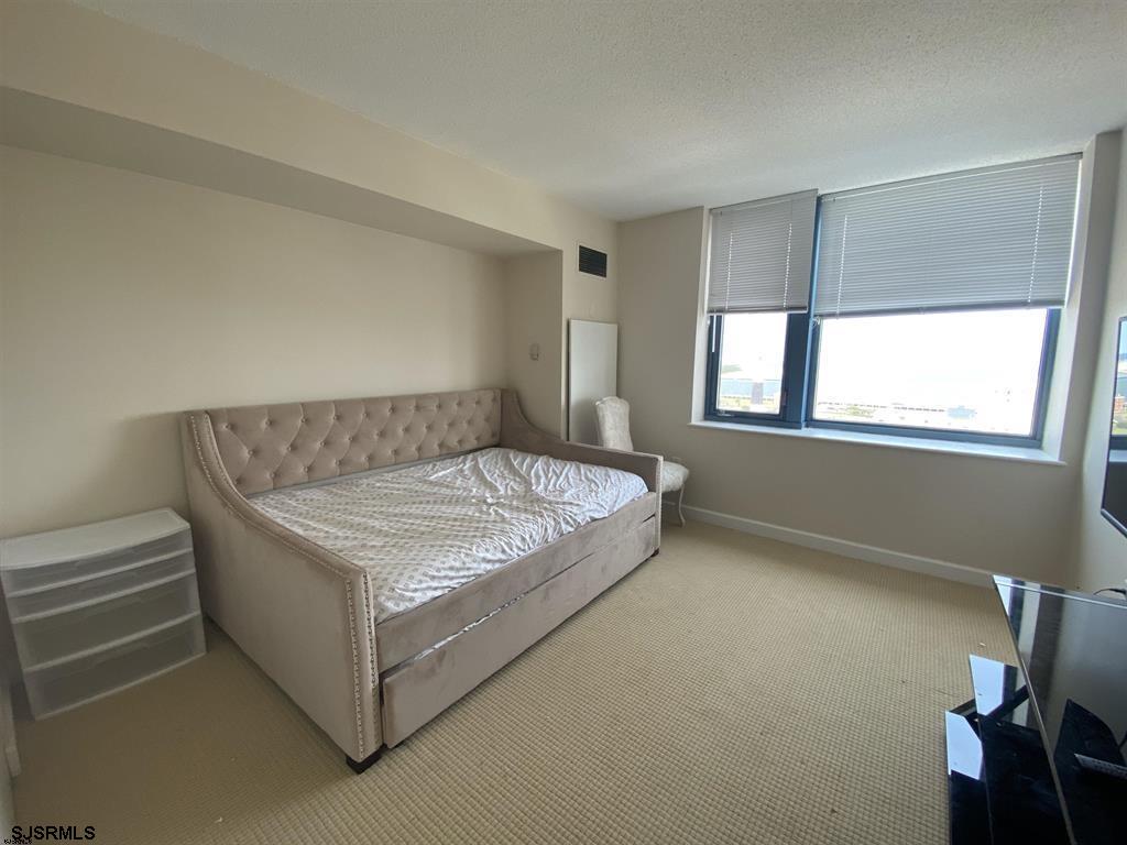 Atlantic City, New Jersey 08401, United States, 2 Bedrooms Bedrooms, ,2 BathroomsBathrooms,Residential,Active,19033