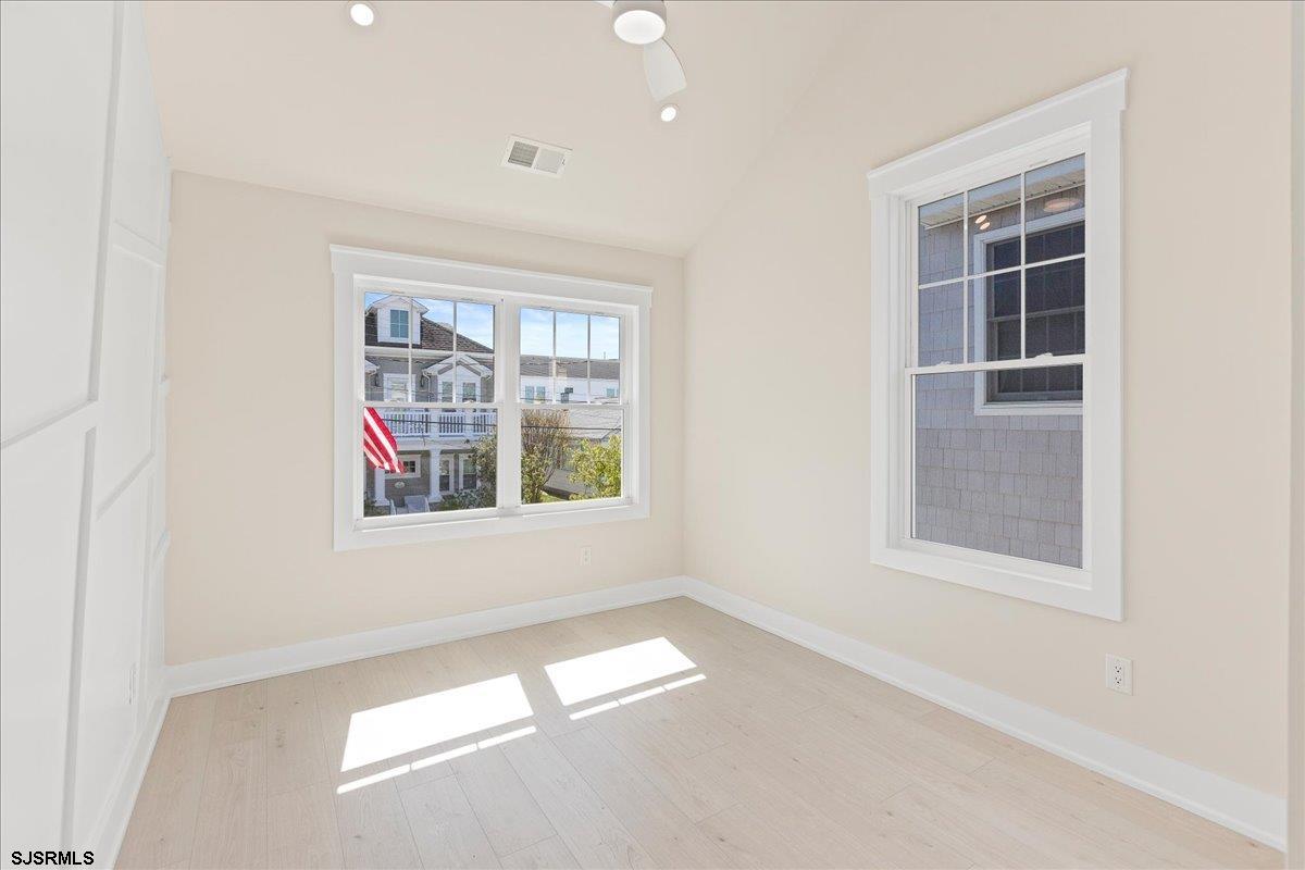 Margate, New Jersey 08402, United States, 4 Bedrooms Bedrooms, ,3 BathroomsBathrooms,Residential,Active,118744