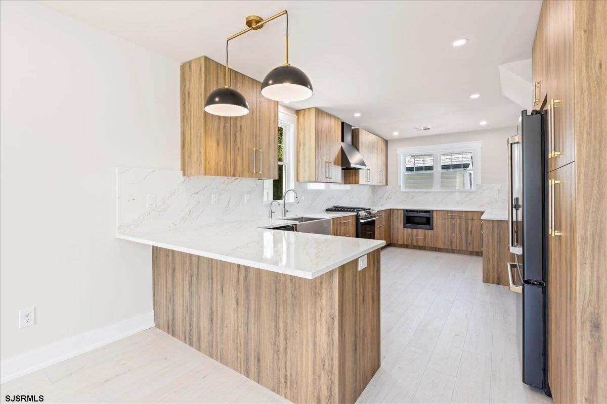 Margate, New Jersey 08402, United States, 4 Bedrooms Bedrooms, ,3 BathroomsBathrooms,Residential,Active,118744