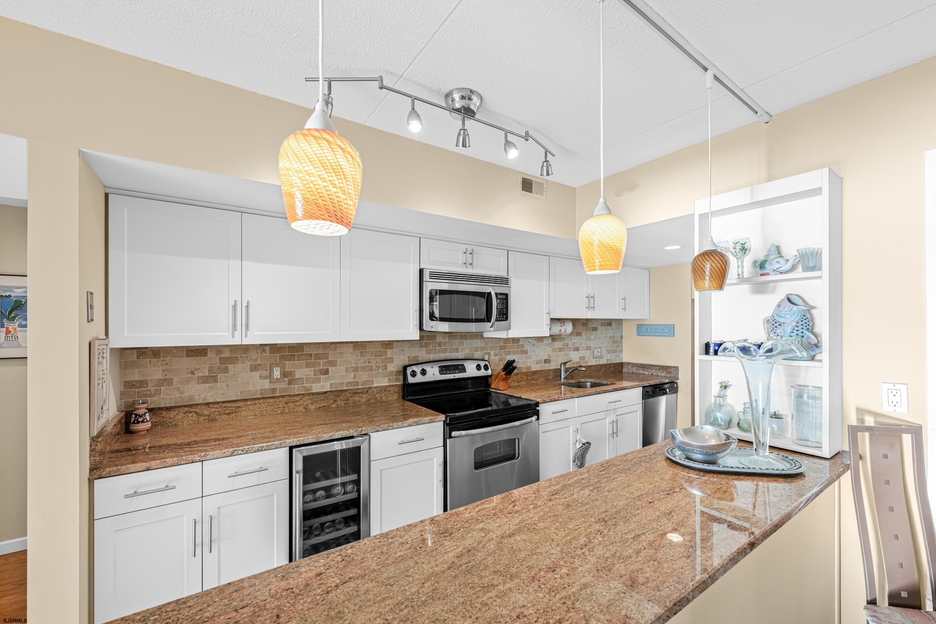 1703 Beach