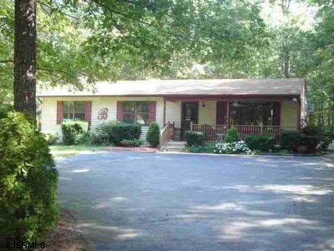 Photo of 117 Crestview, Galloway Township, NJ 08205 (MLS # 602252)