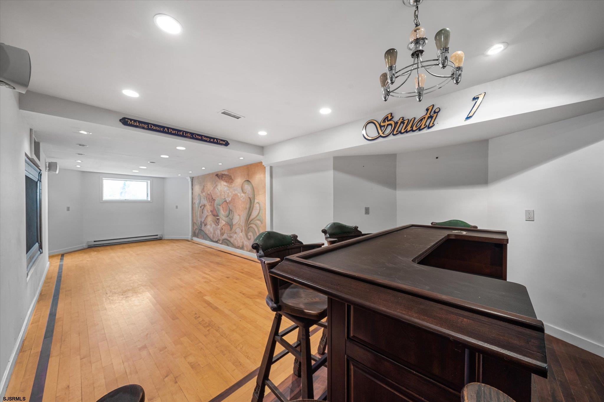 Linwood, New Jersey 08221, United States, 4 Bedrooms Bedrooms, ,2 BathroomsBathrooms,Residential,Active,101466