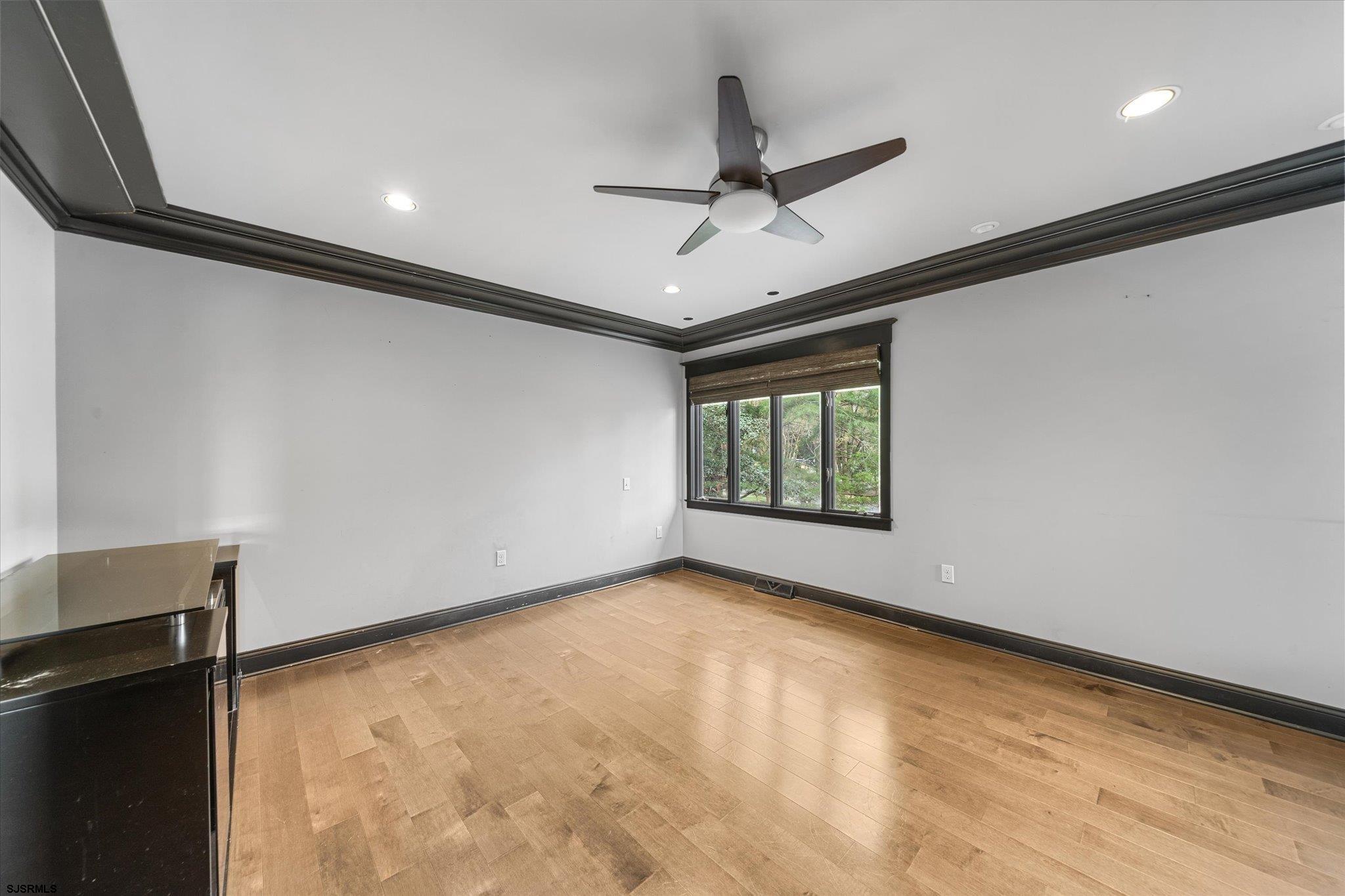 Linwood, New Jersey 08221, United States, 4 Bedrooms Bedrooms, ,2 BathroomsBathrooms,Residential,Active,101466