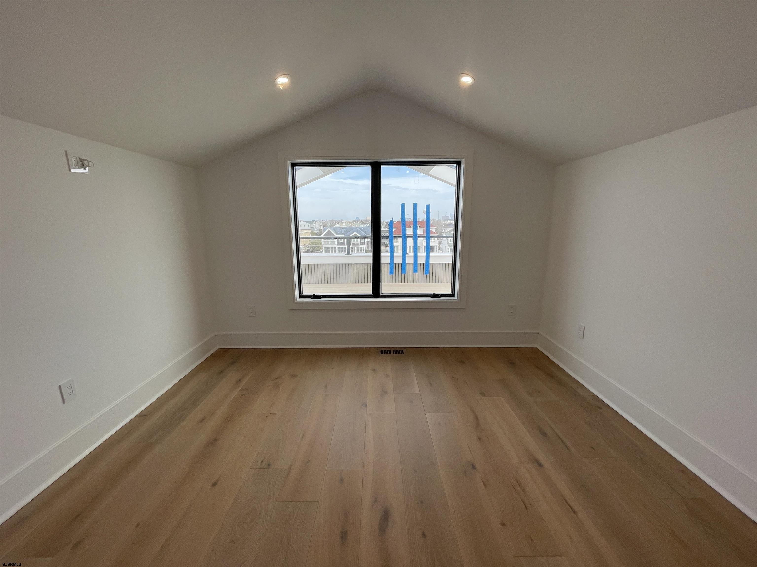 Margate, New Jersey 08402, United States, 5 Bedrooms Bedrooms, ,6 BathroomsBathrooms,Residential,Active,72539