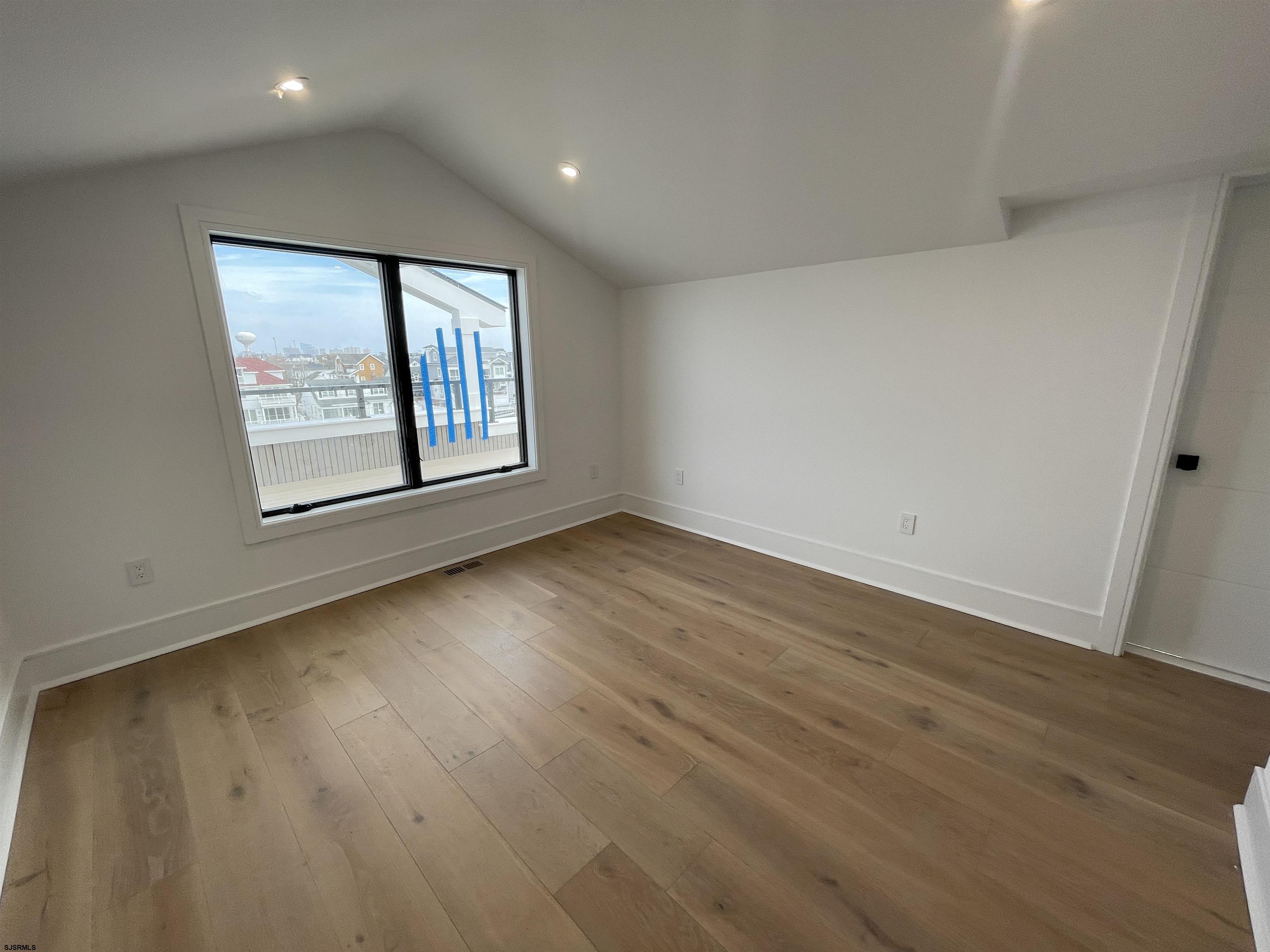 Margate, New Jersey 08402, United States, 5 Bedrooms Bedrooms, ,6 BathroomsBathrooms,Residential,Active,72539