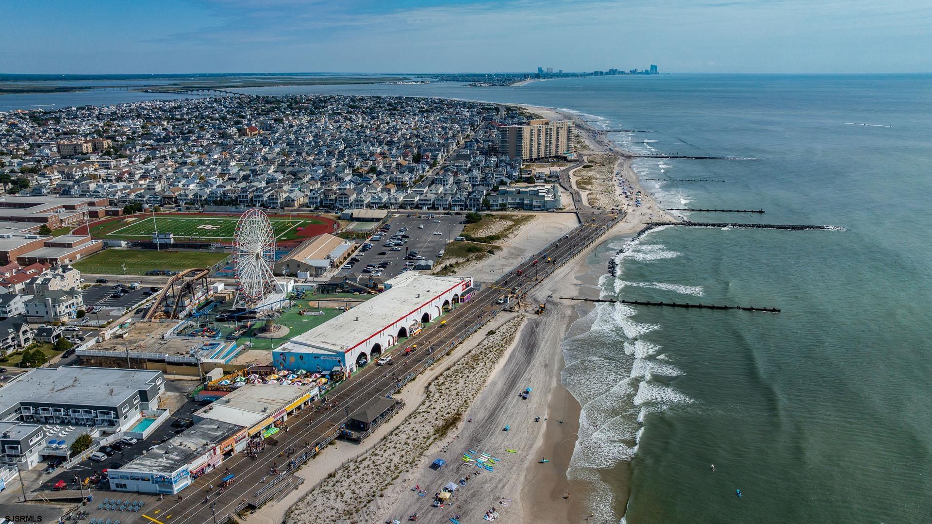 Ocean City, New Jersey 08226, United States, 5 Bedrooms Bedrooms, ,3 BathroomsBathrooms,Residential,Pending,223946