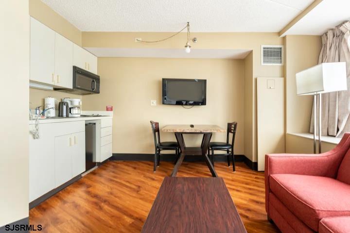 Atlantic City, New Jersey 08401, United States, ,1 BathroomBathrooms,Residential,Active,147894