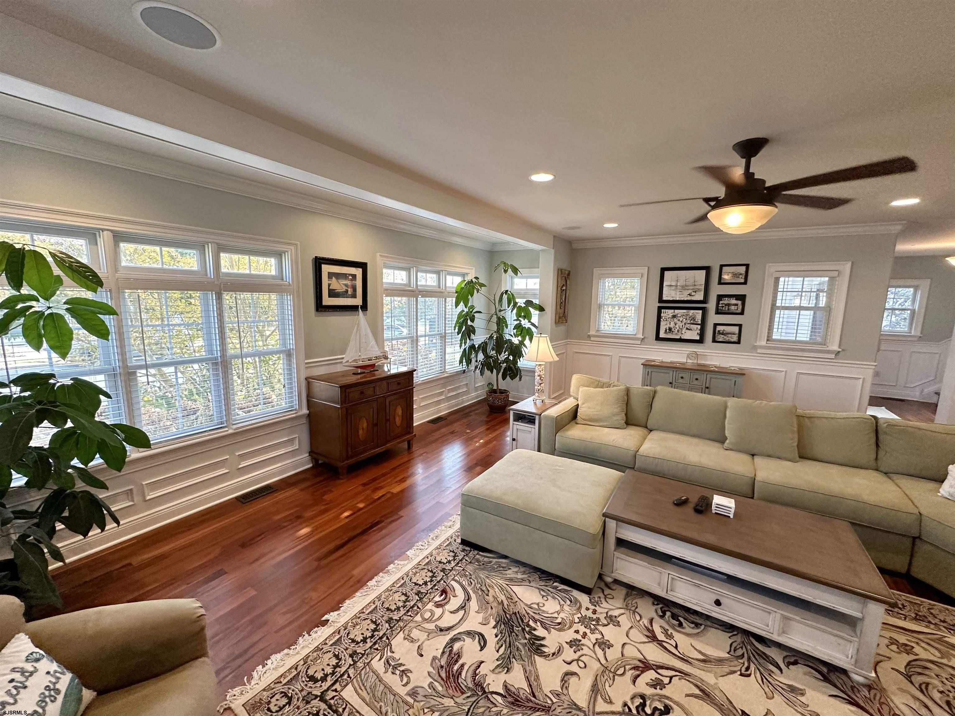 Ocean City, New Jersey 08226, United States, 5 Bedrooms Bedrooms, ,6 BathroomsBathrooms,Residential,Active,10561