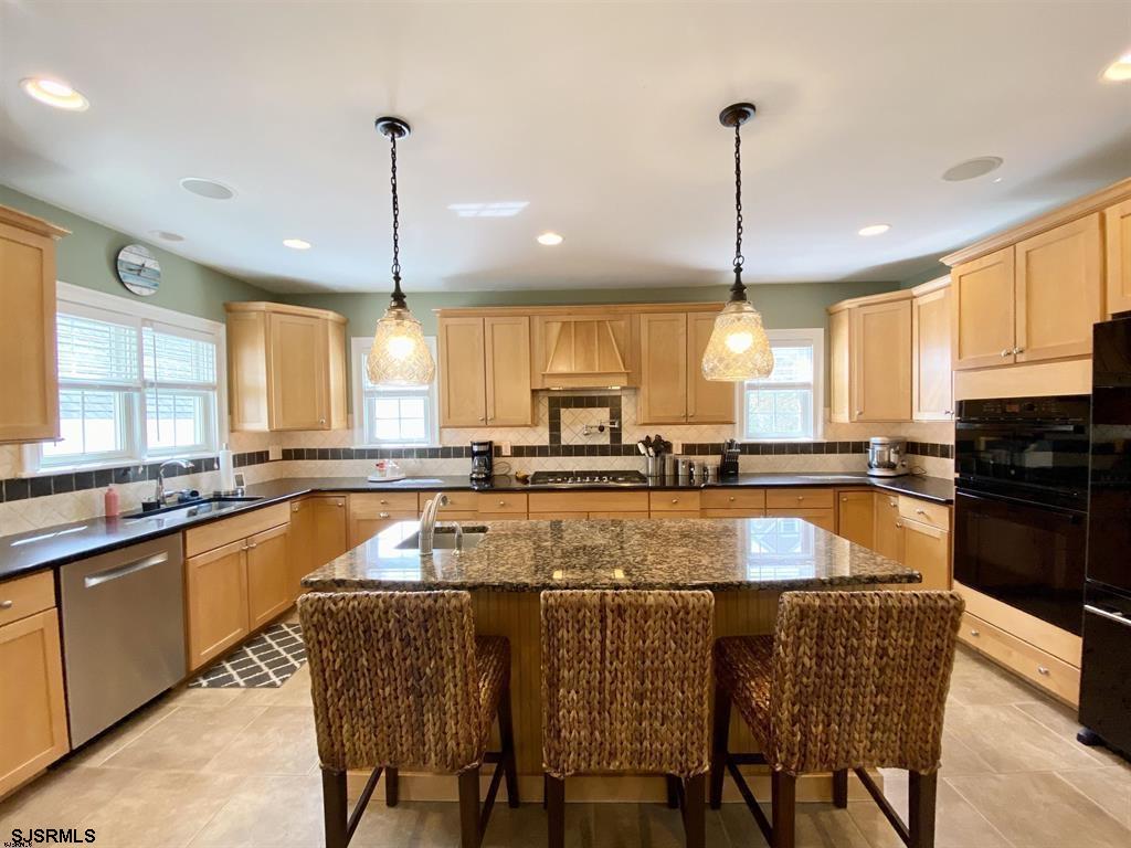 Ocean City, New Jersey 08226, United States, 5 Bedrooms Bedrooms, ,6 BathroomsBathrooms,Residential,Active,10561