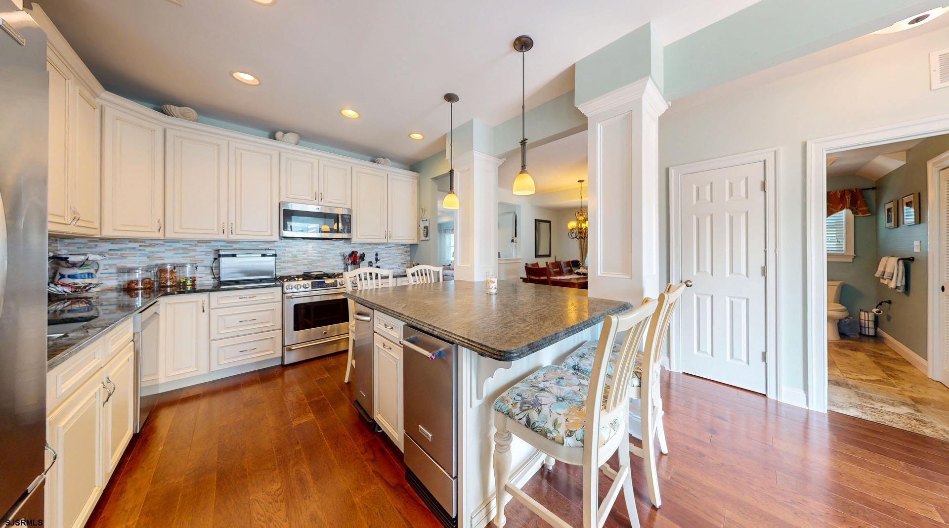 Ocean City, New Jersey 08226, United States, 6 Bedrooms Bedrooms, ,5 BathroomsBathrooms,Residential,Pending,185741