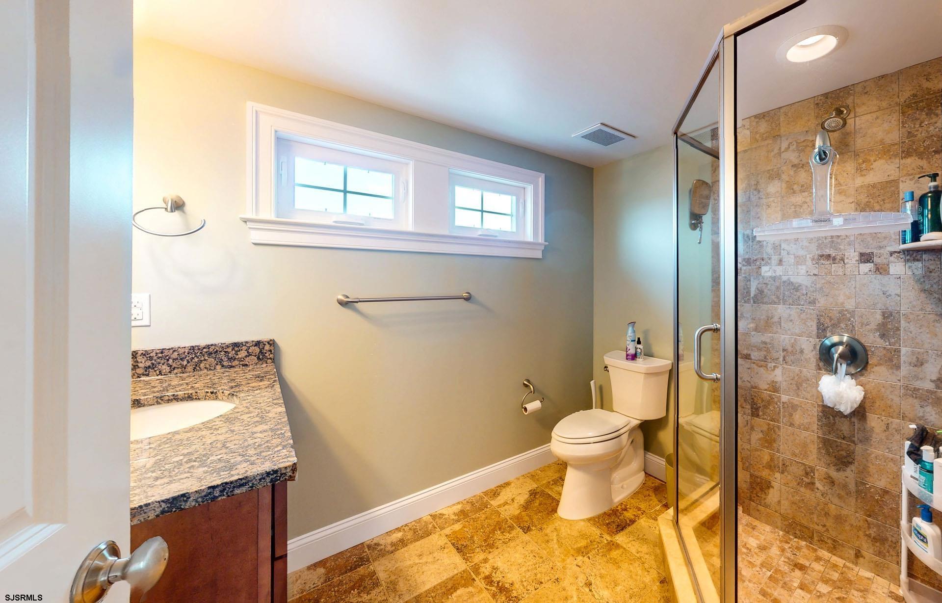 Ocean City, New Jersey 08226, United States, 6 Bedrooms Bedrooms, ,5 BathroomsBathrooms,Residential,Pending,185741