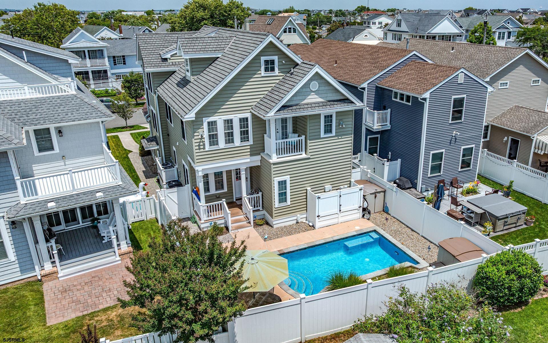 Ocean City, New Jersey 08226, United States, 6 Bedrooms Bedrooms, ,5 BathroomsBathrooms,Residential,Pending,185741