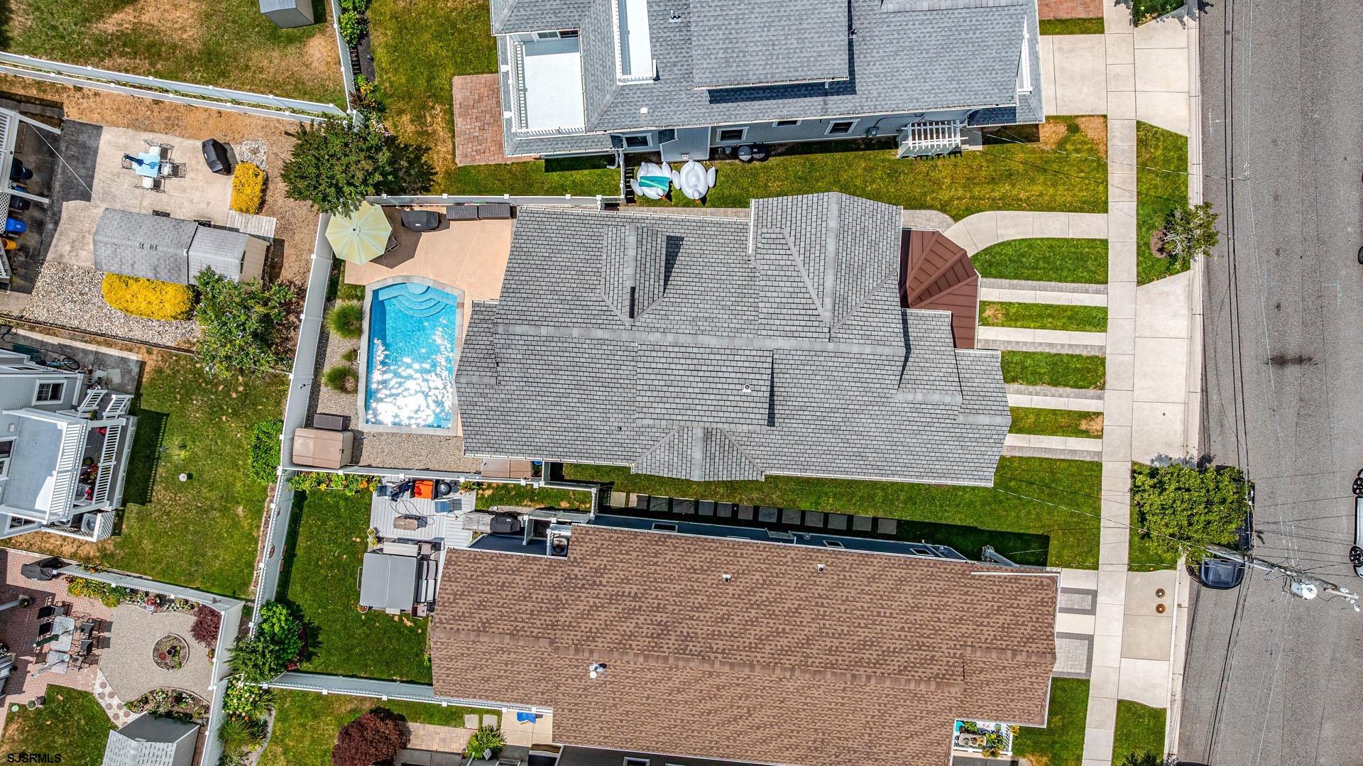 Ocean City, New Jersey 08226, United States, 6 Bedrooms Bedrooms, ,5 BathroomsBathrooms,Residential,Pending,185741