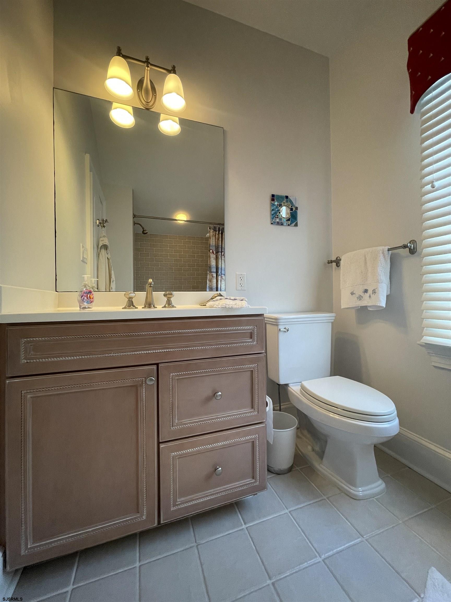 Margate, New Jersey 08402, United States, 4 Bedrooms Bedrooms, ,5 BathroomsBathrooms,Residential,Active,47370