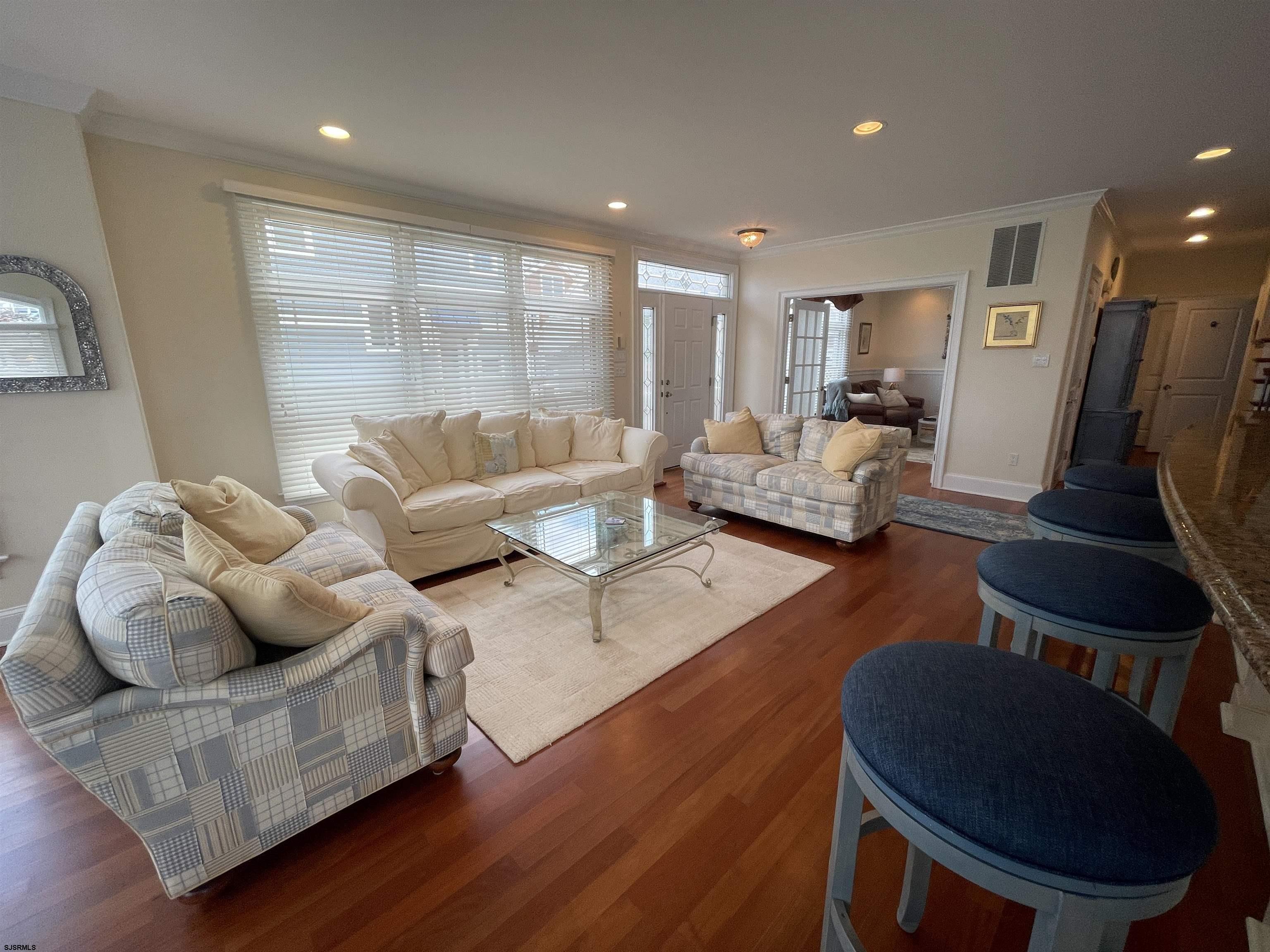 Margate, New Jersey 08402, United States, 4 Bedrooms Bedrooms, ,5 BathroomsBathrooms,Residential,Active,47370