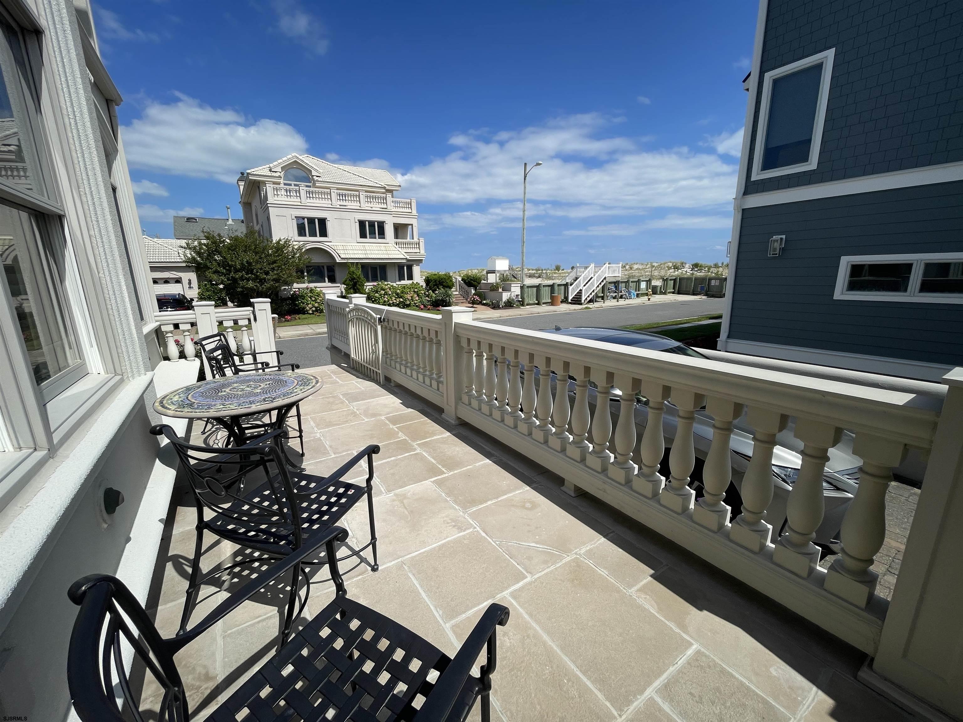 Margate, New Jersey 08402, United States, 4 Bedrooms Bedrooms, ,5 BathroomsBathrooms,Residential,Active,47370