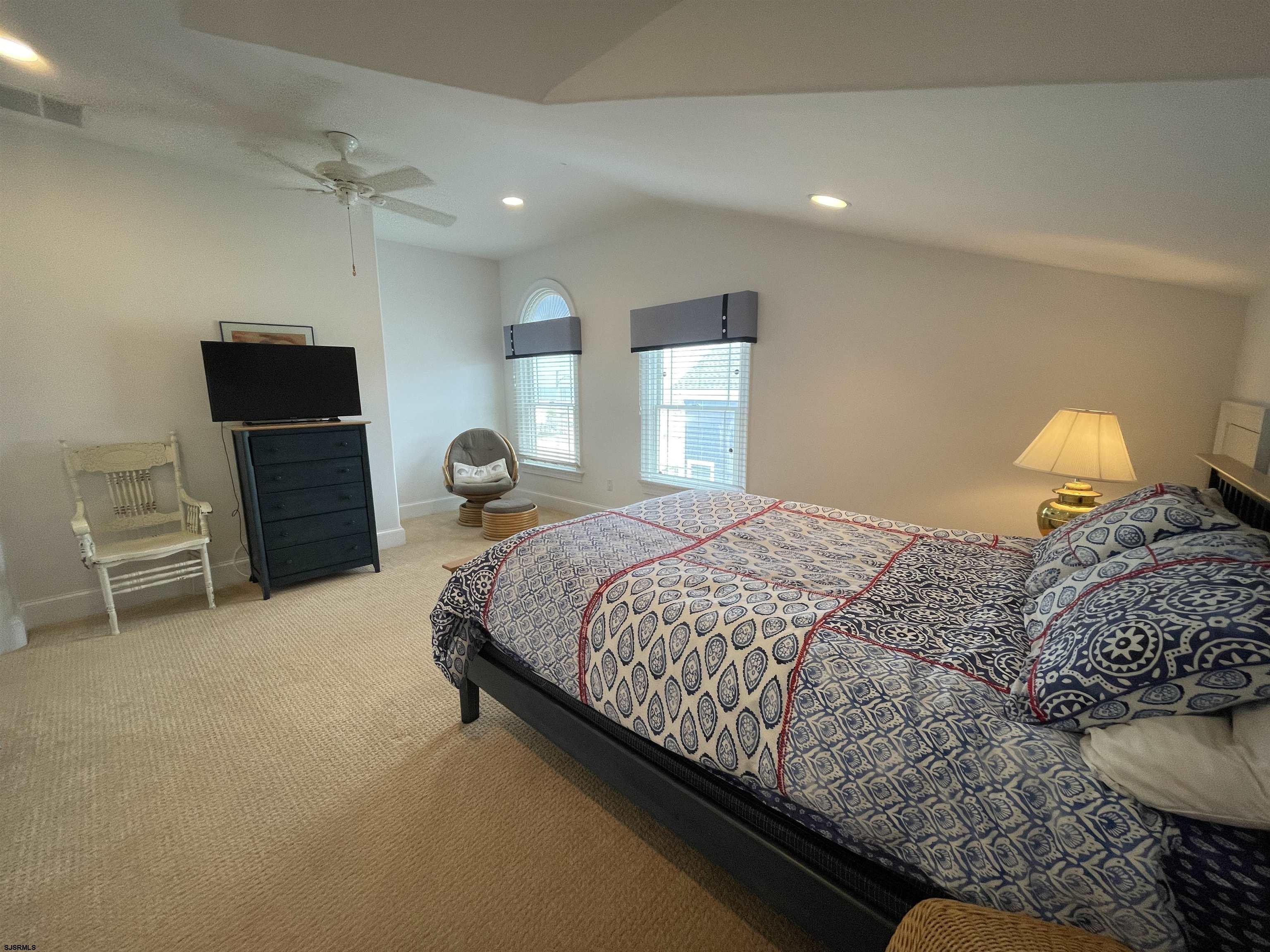 Margate, New Jersey 08402, United States, 4 Bedrooms Bedrooms, ,5 BathroomsBathrooms,Residential,Active,47370