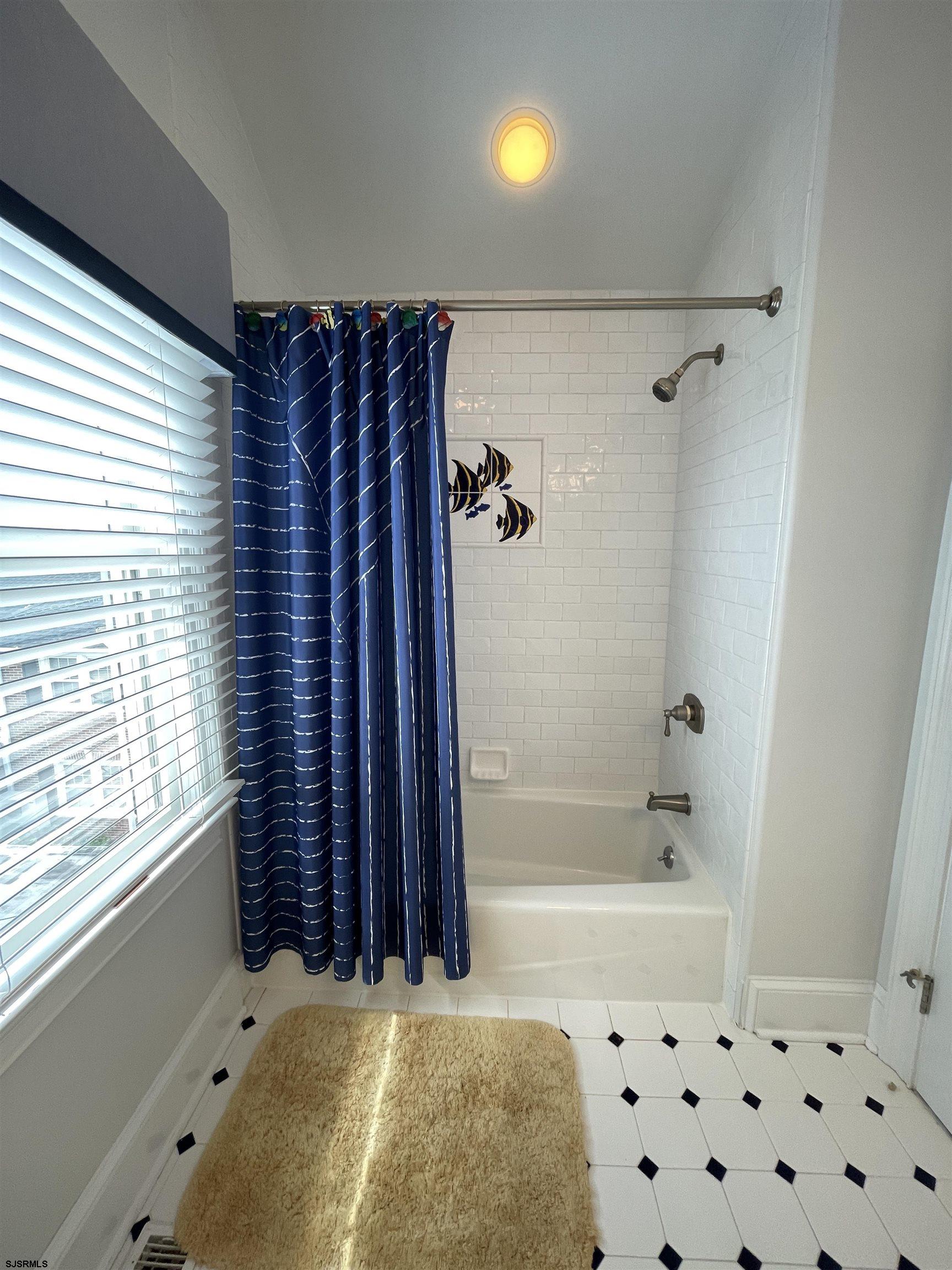 Margate, New Jersey 08402, United States, 4 Bedrooms Bedrooms, ,5 BathroomsBathrooms,Residential,Active,47370