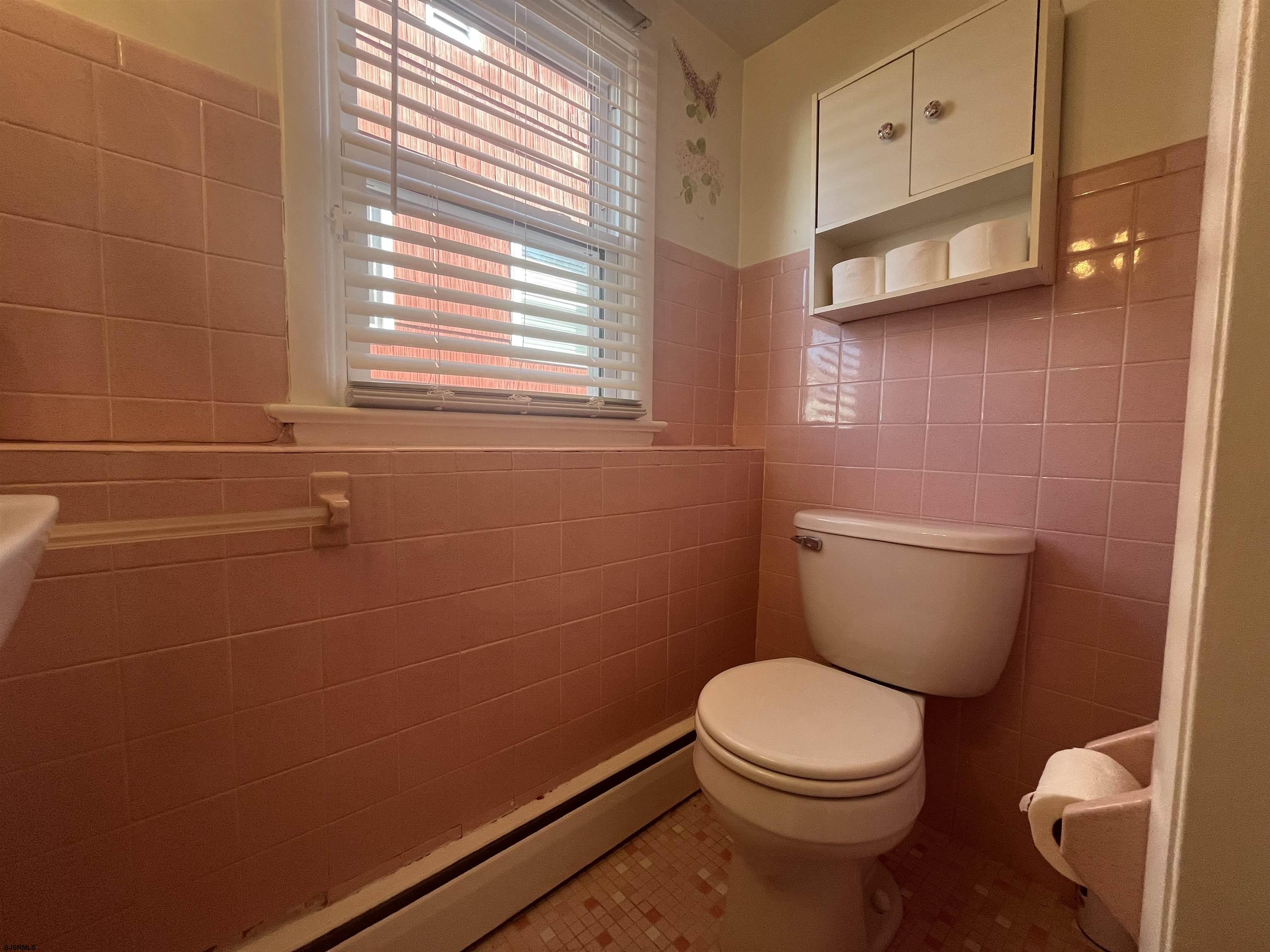 Atlantic City, New Jersey 08401, United States, 3 Bedrooms Bedrooms, ,2 BathroomsBathrooms,Residential,Active,37550