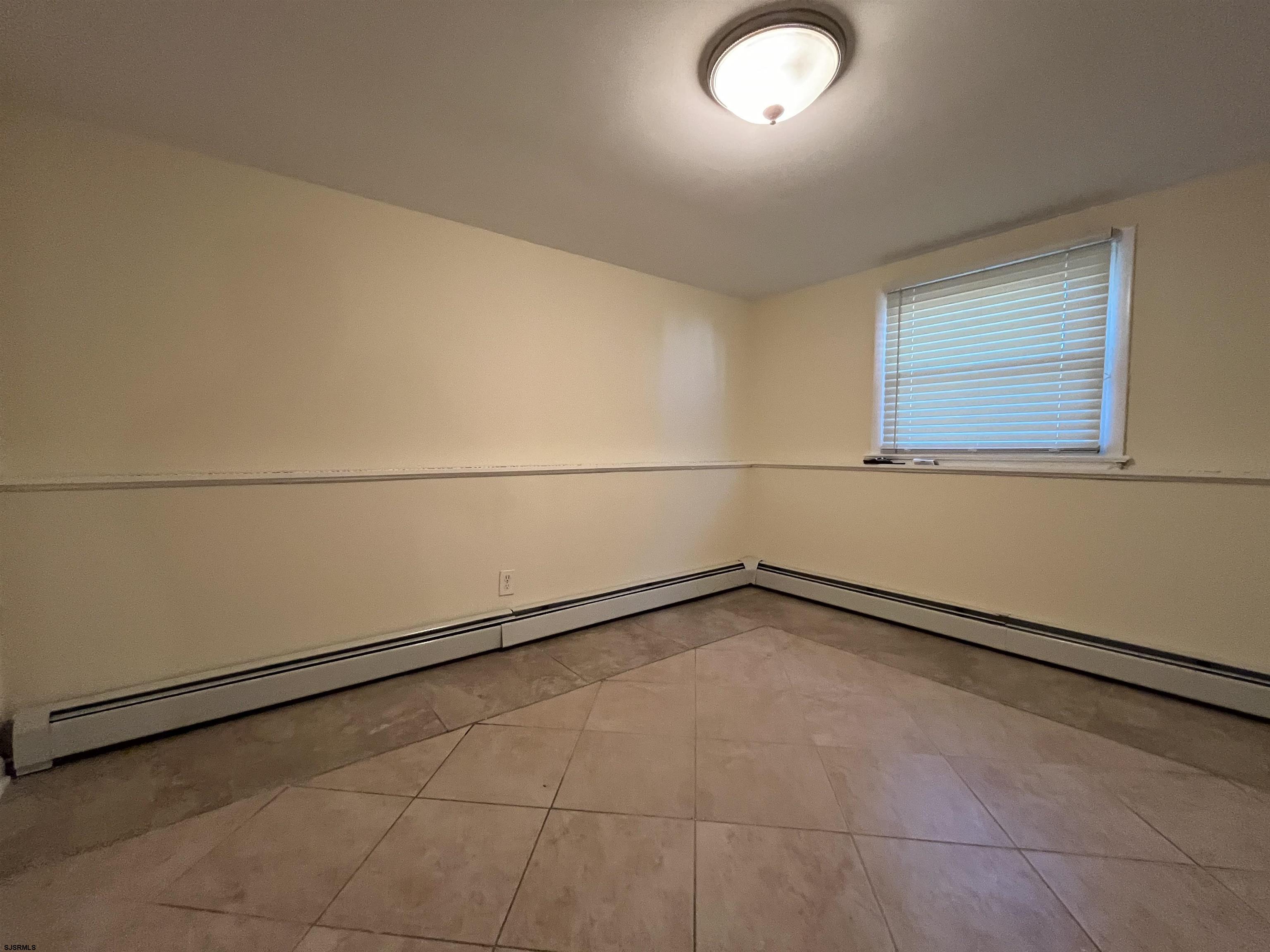 Atlantic City, New Jersey 08401, United States, 3 Bedrooms Bedrooms, ,2 BathroomsBathrooms,Residential,Active,37550