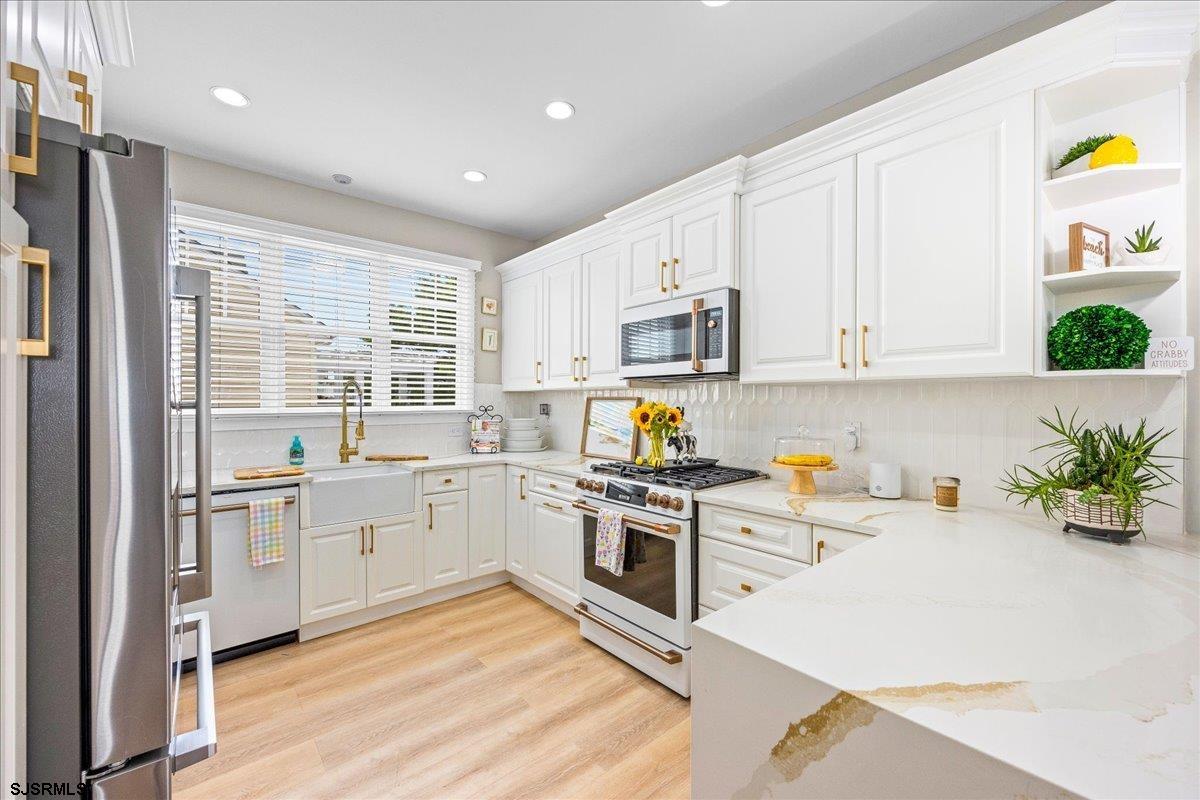 Margate, New Jersey 08402, United States, 4 Bedrooms Bedrooms, ,4 BathroomsBathrooms,Residential,Active,171662