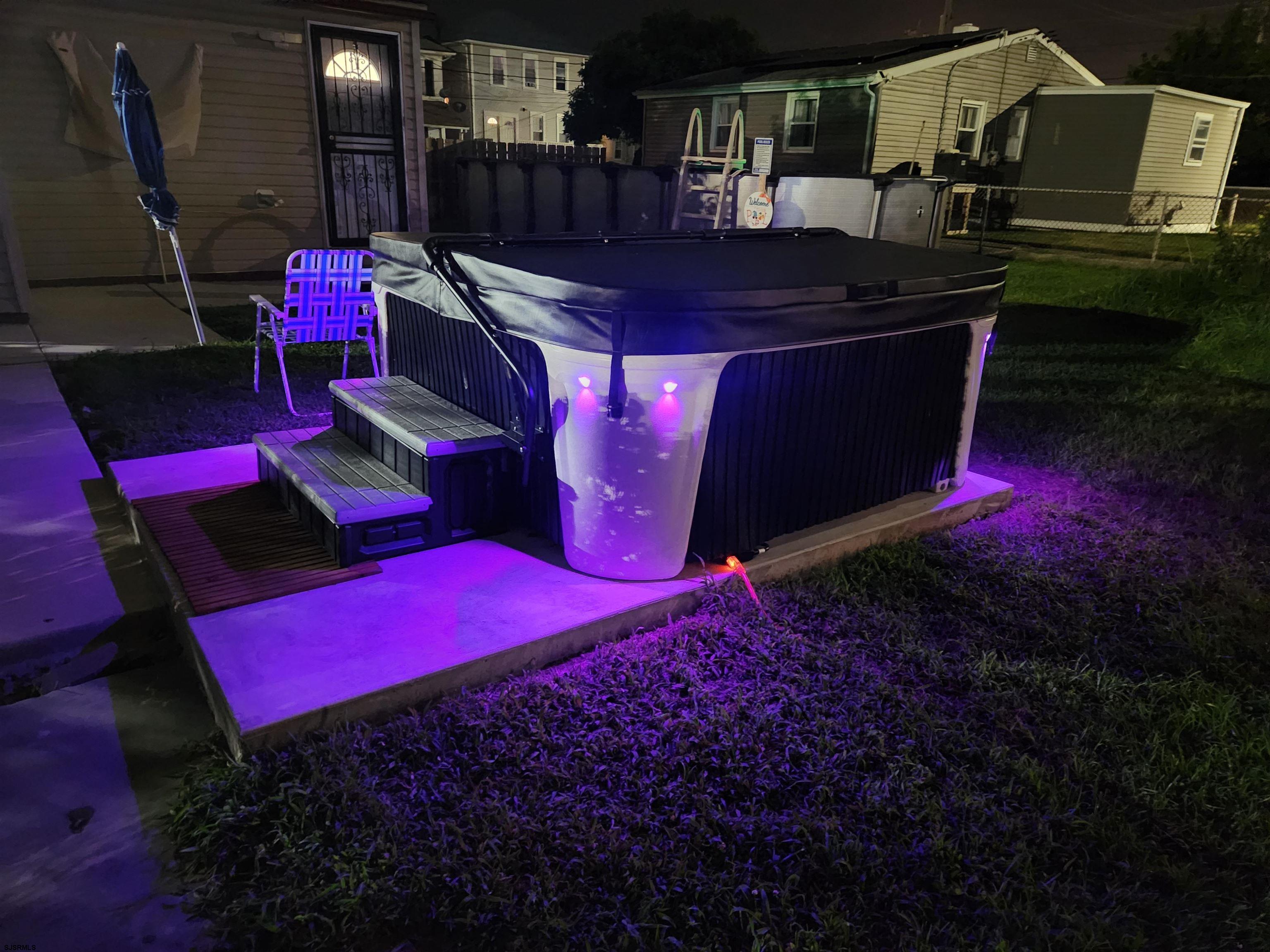 Atlantic City, New Jersey 08401, United States, 3 Bedrooms Bedrooms, ,2 BathroomsBathrooms,Residential,Pending,10843