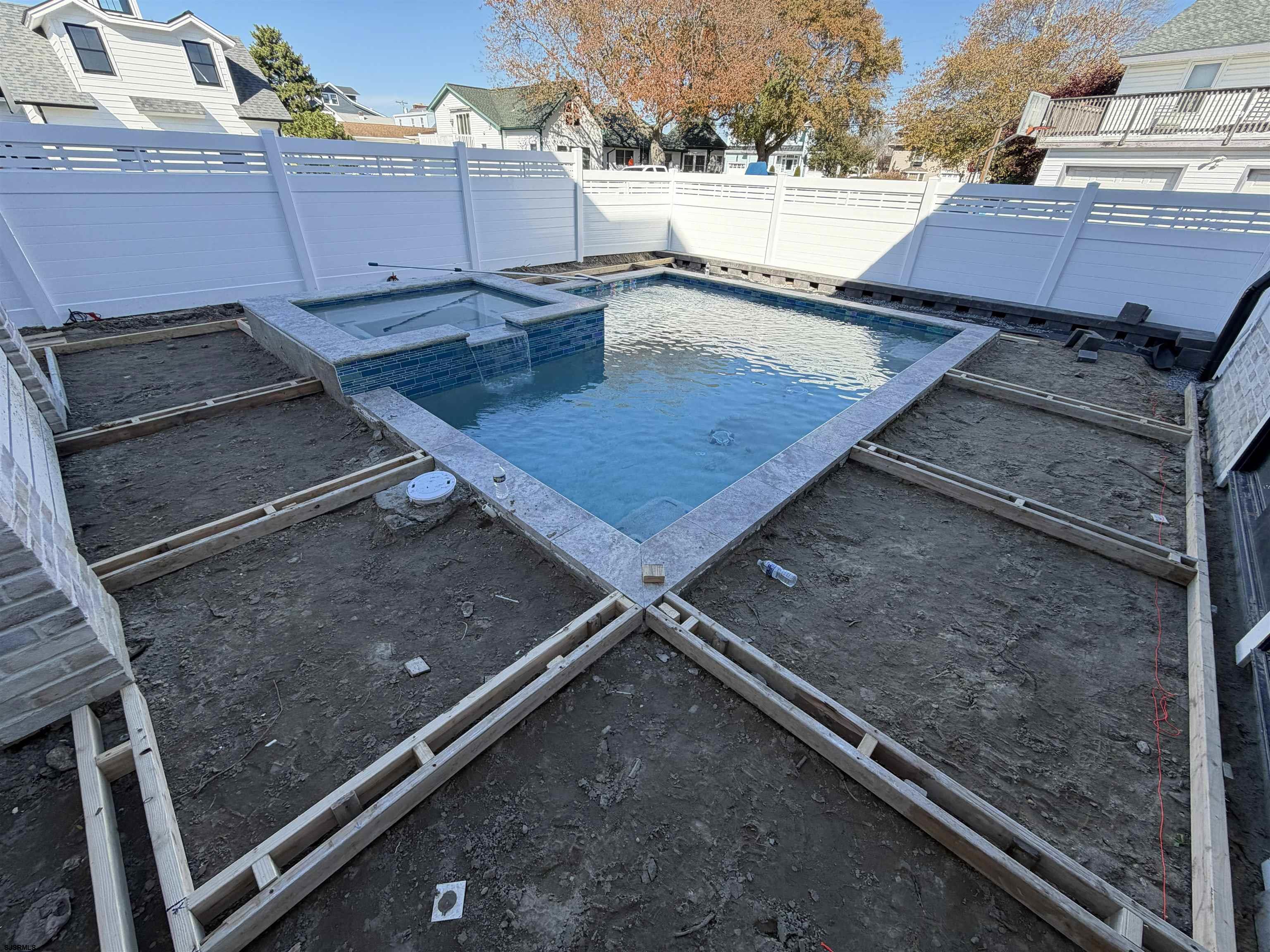 Ocean City, New Jersey 08226, United States, 5 Bedrooms Bedrooms, ,5 BathroomsBathrooms,Residential,Pending,40100