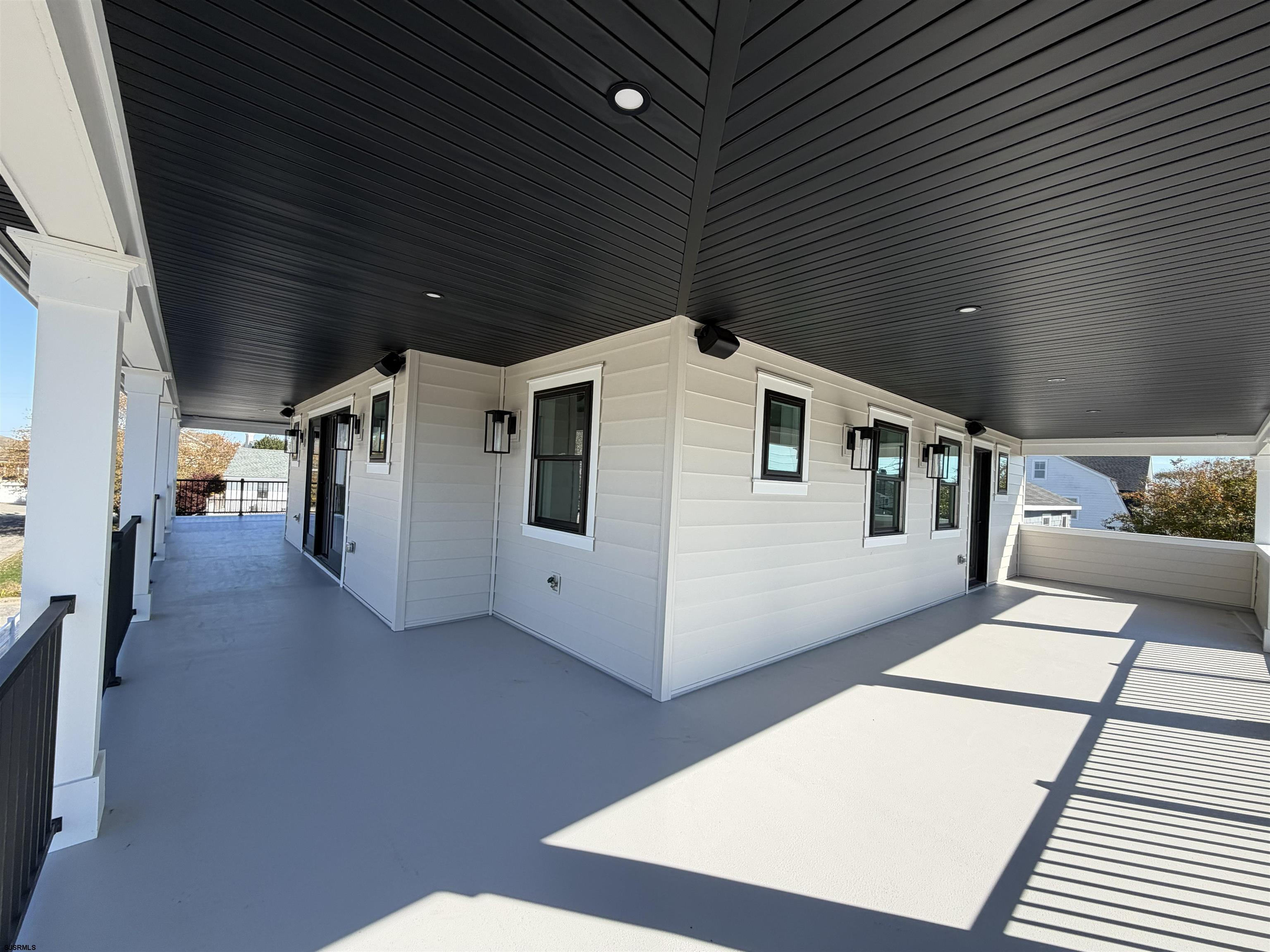 Ocean City, New Jersey 08226, United States, 5 Bedrooms Bedrooms, ,5 BathroomsBathrooms,Residential,Pending,40100