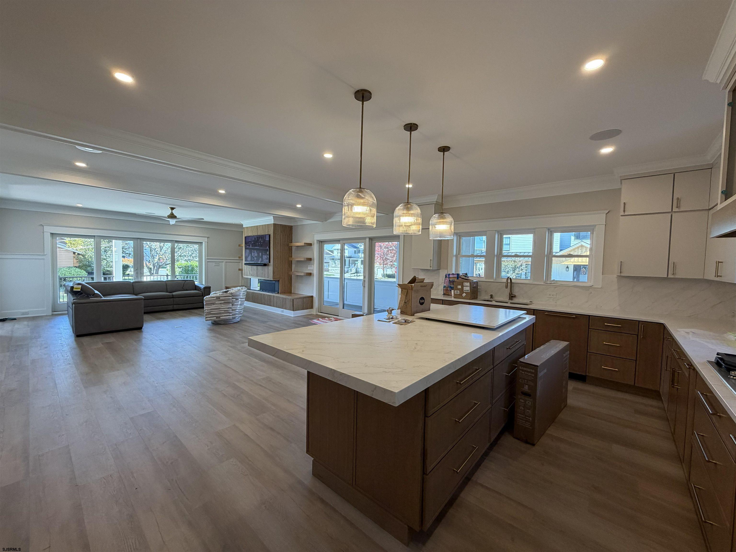 Ocean City, New Jersey 08226, United States, 5 Bedrooms Bedrooms, ,5 BathroomsBathrooms,Residential,Pending,40100